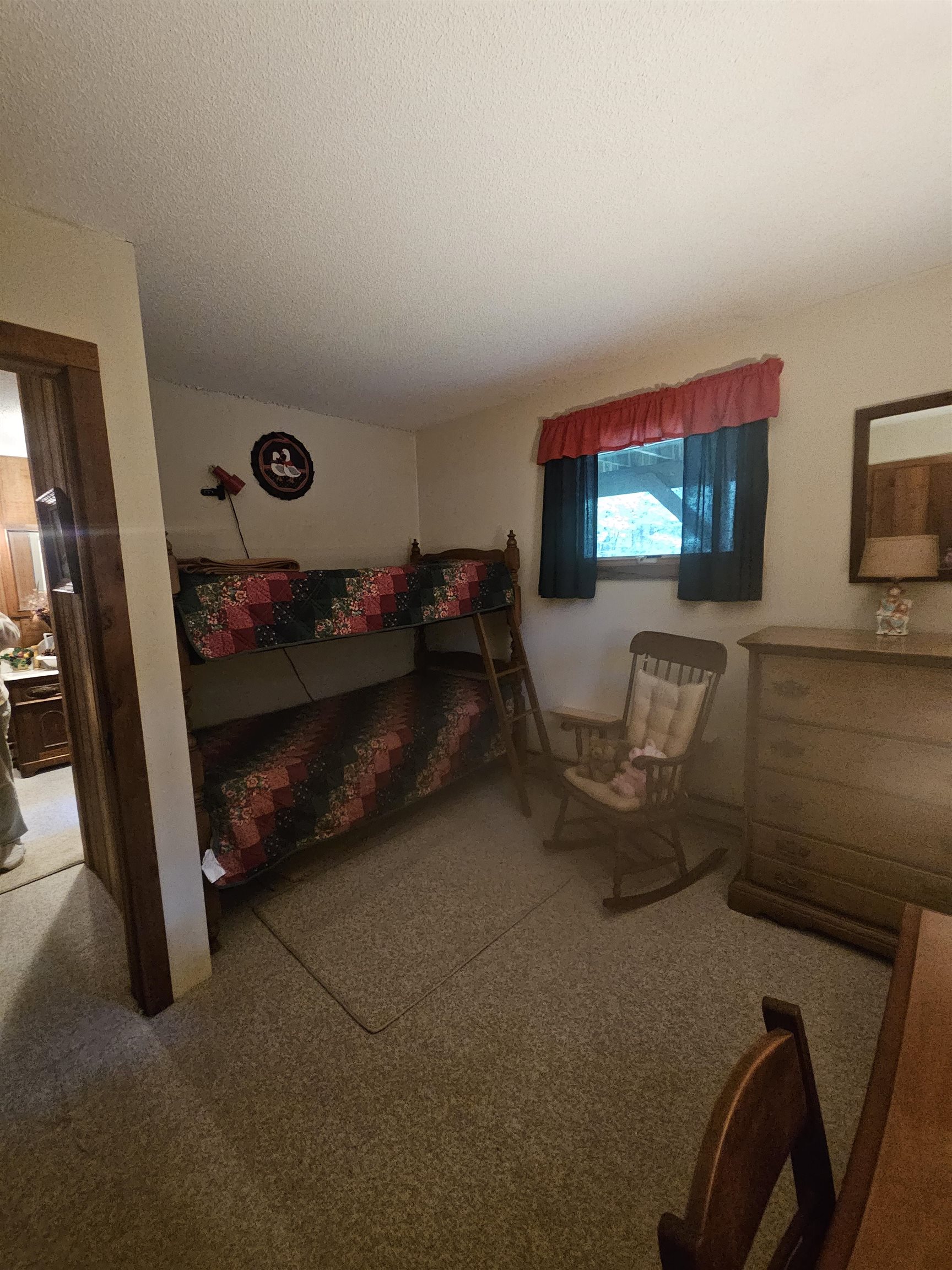 27 Country Court Property Photo 20
