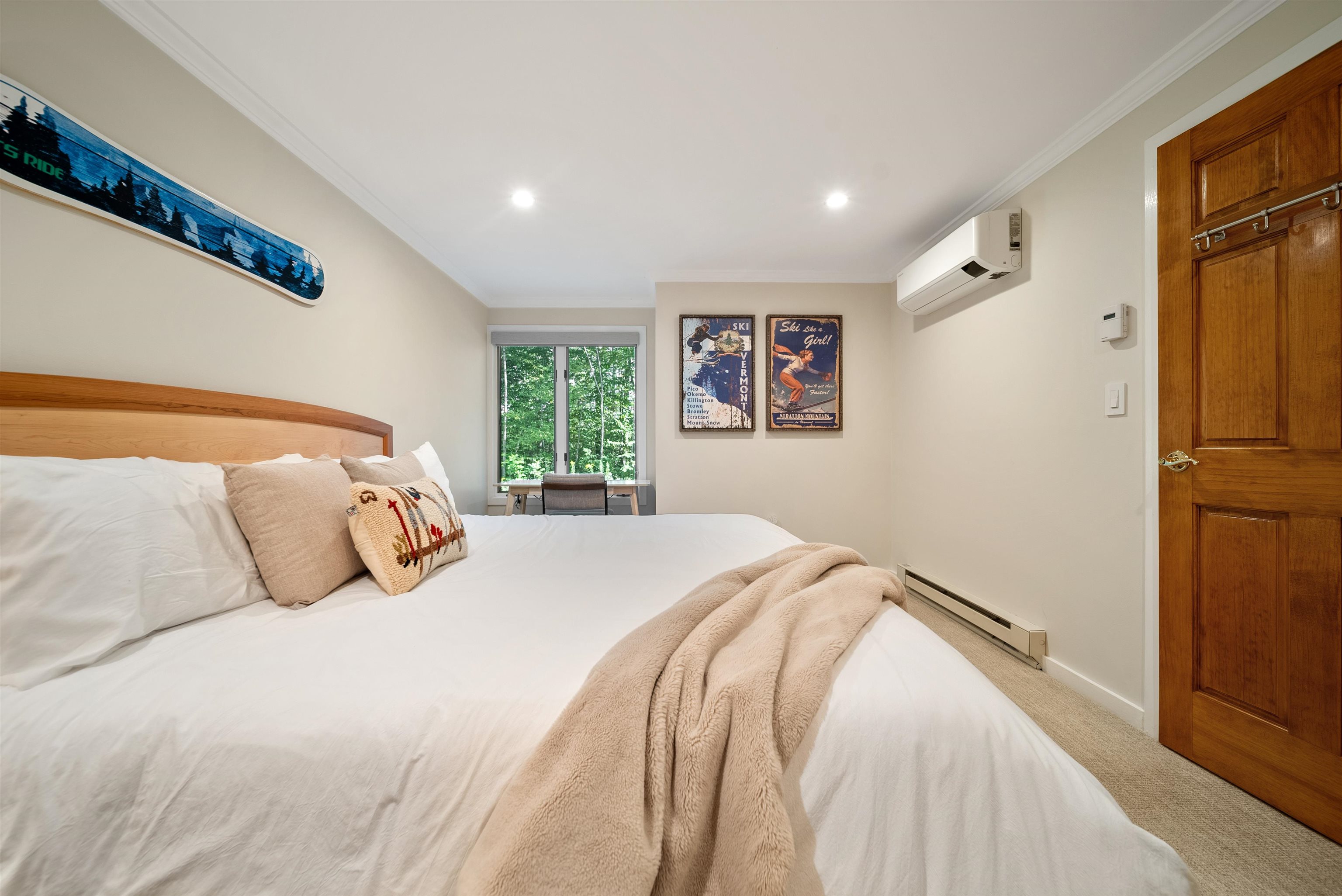 8 East Birch Road Property Photo 29