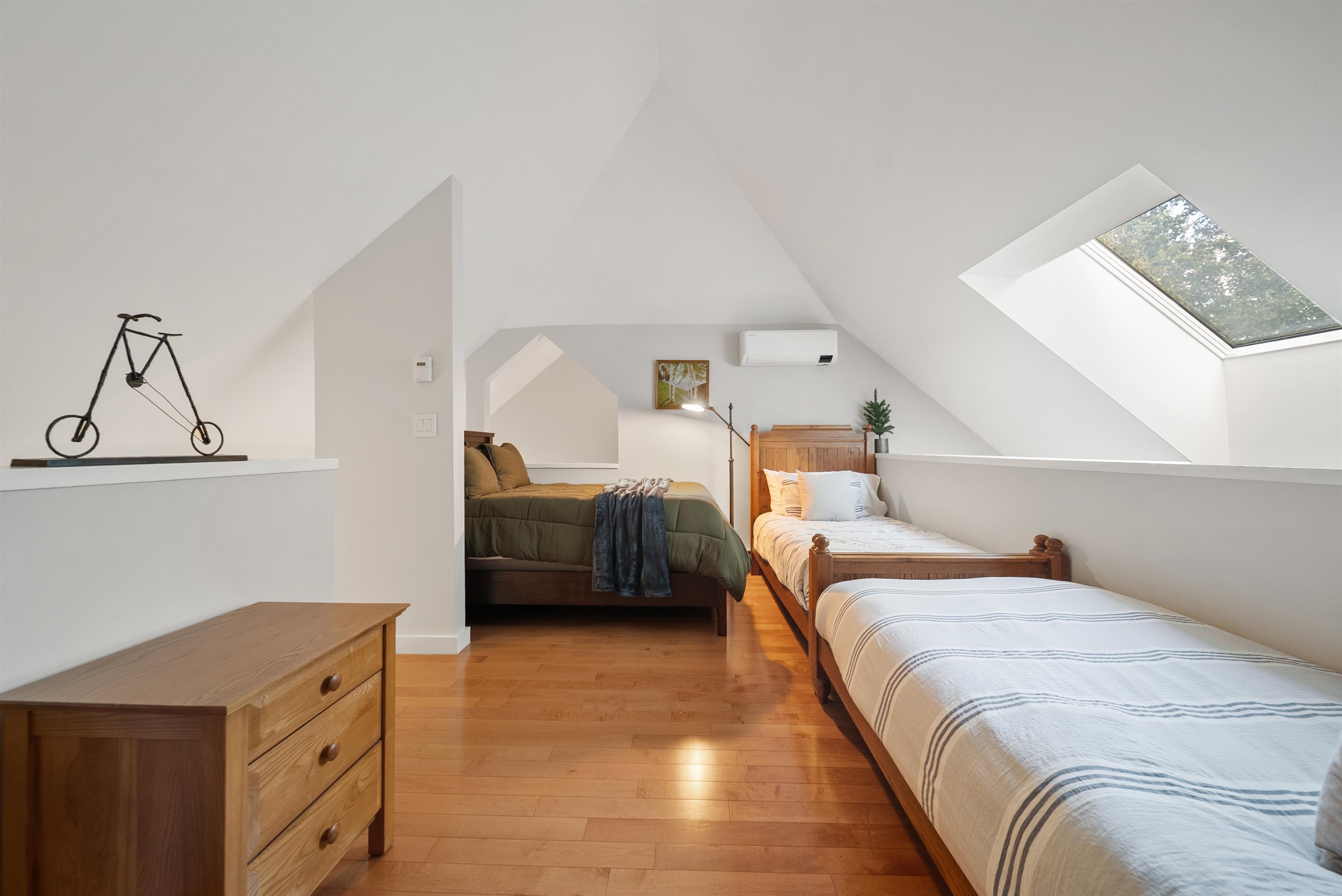 8 East Birch Road Property Photo 33