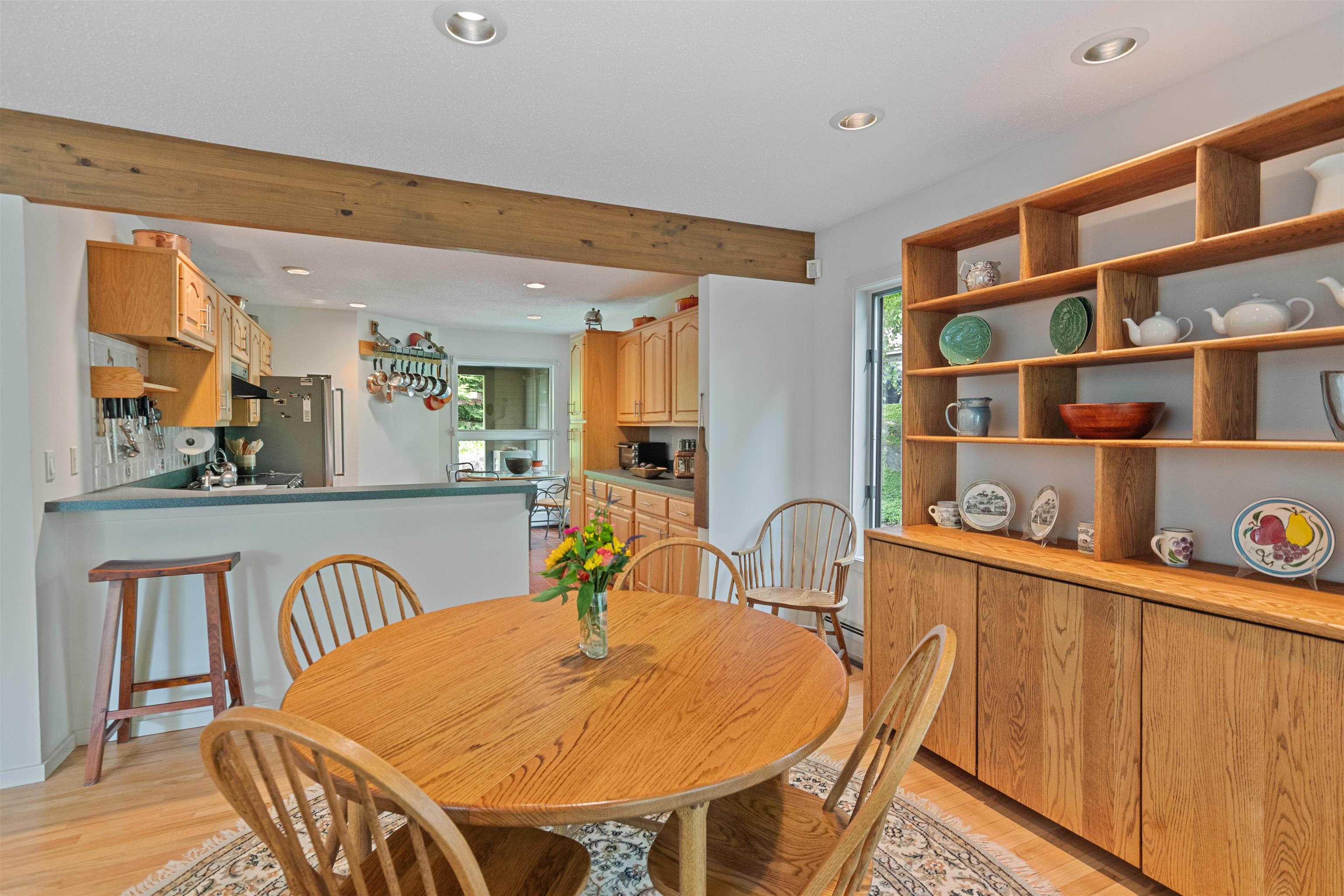 982 Brook Road Property Photo 9