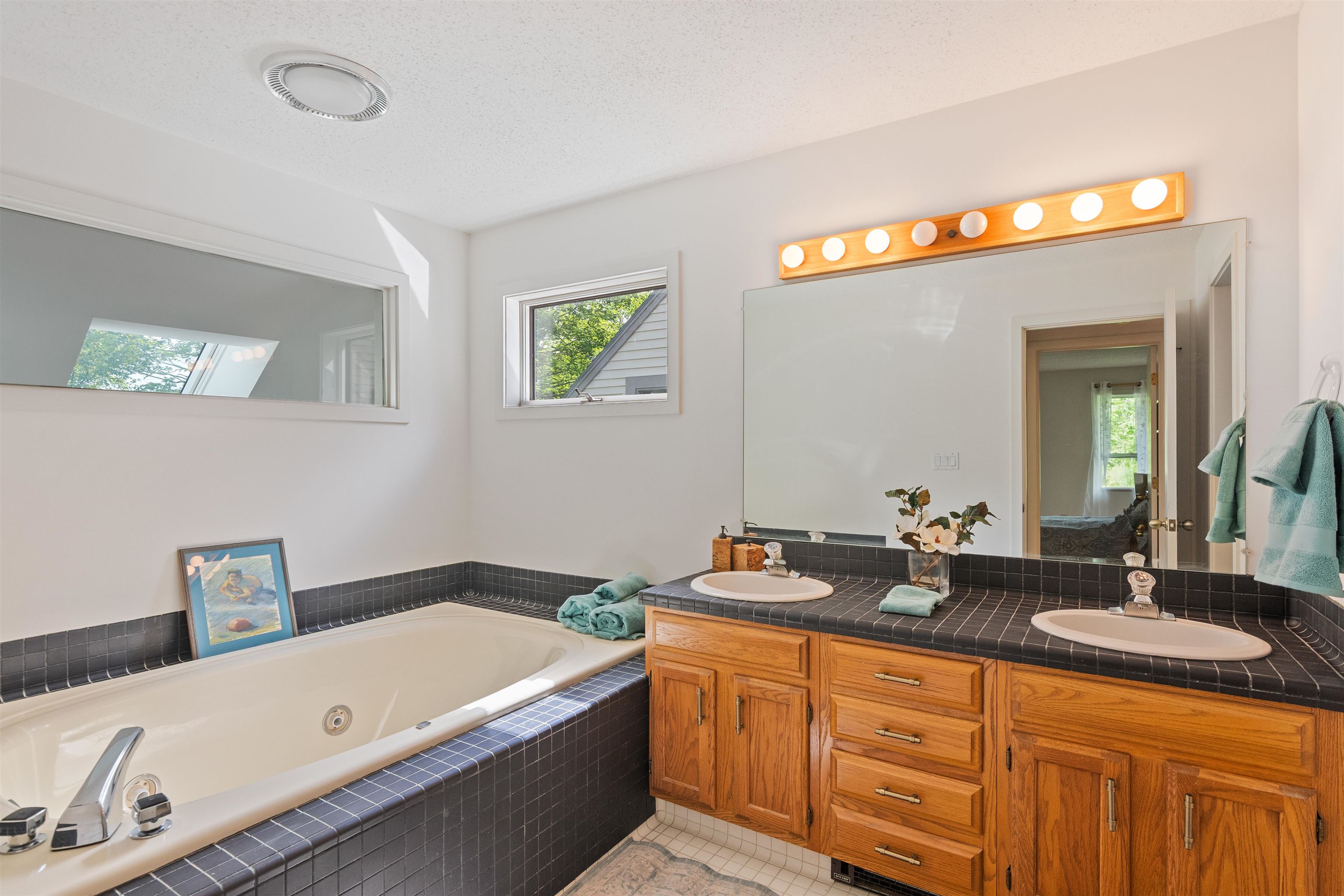 982 Brook Road Property Photo 25