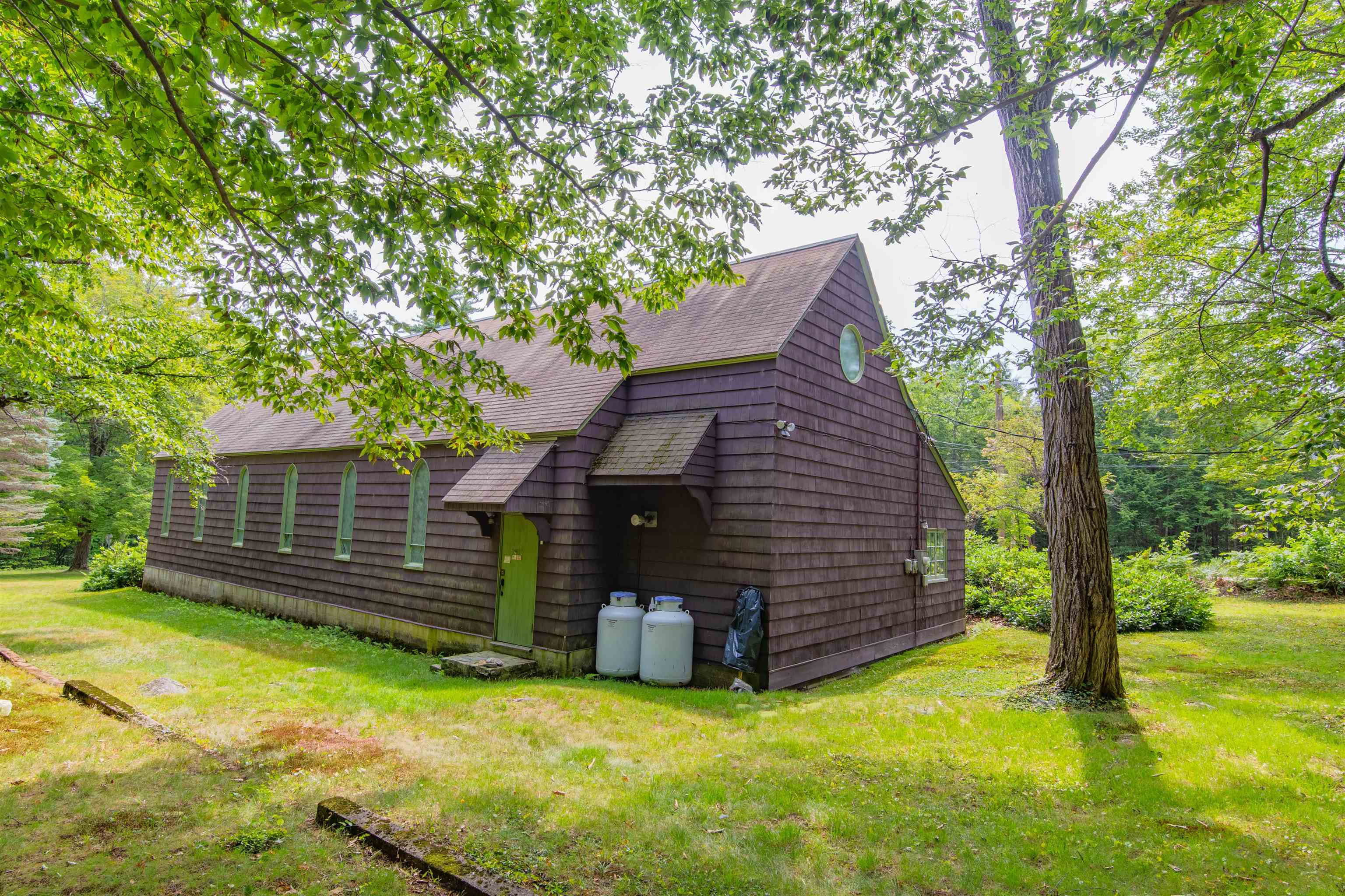 948 Gardner Hill Road Property Photo 4