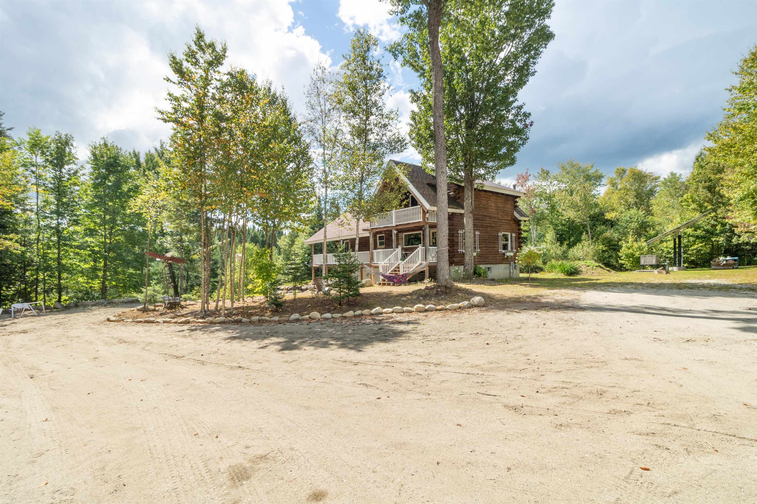 2569 10 Mile Square Road Property Photo 6
