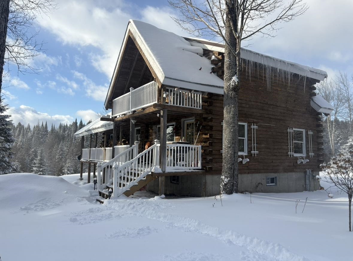 2569 10 Mile Square Road Property Photo 32