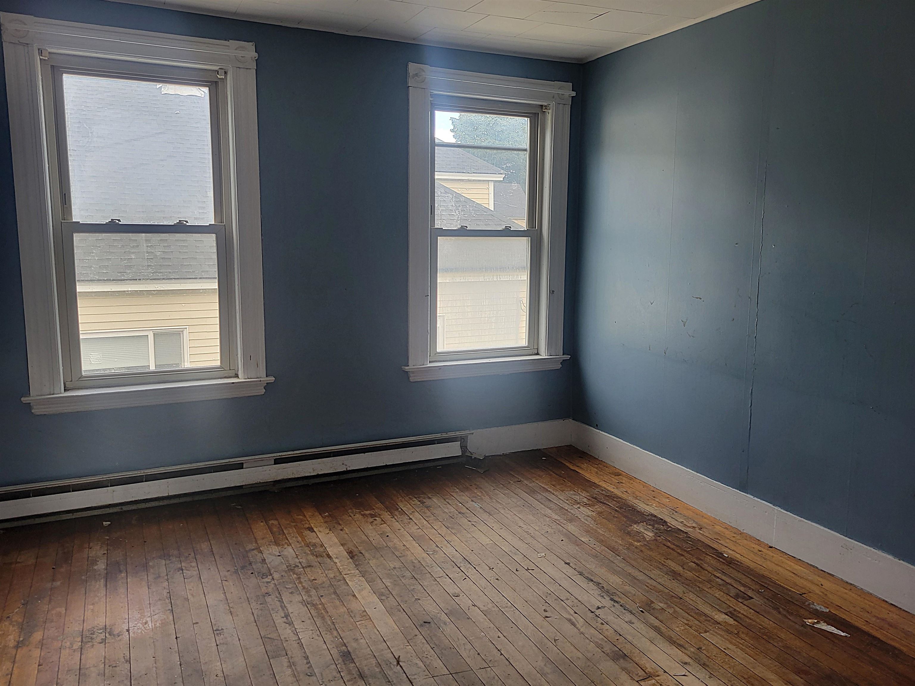 185 Park Street Property Photo 8