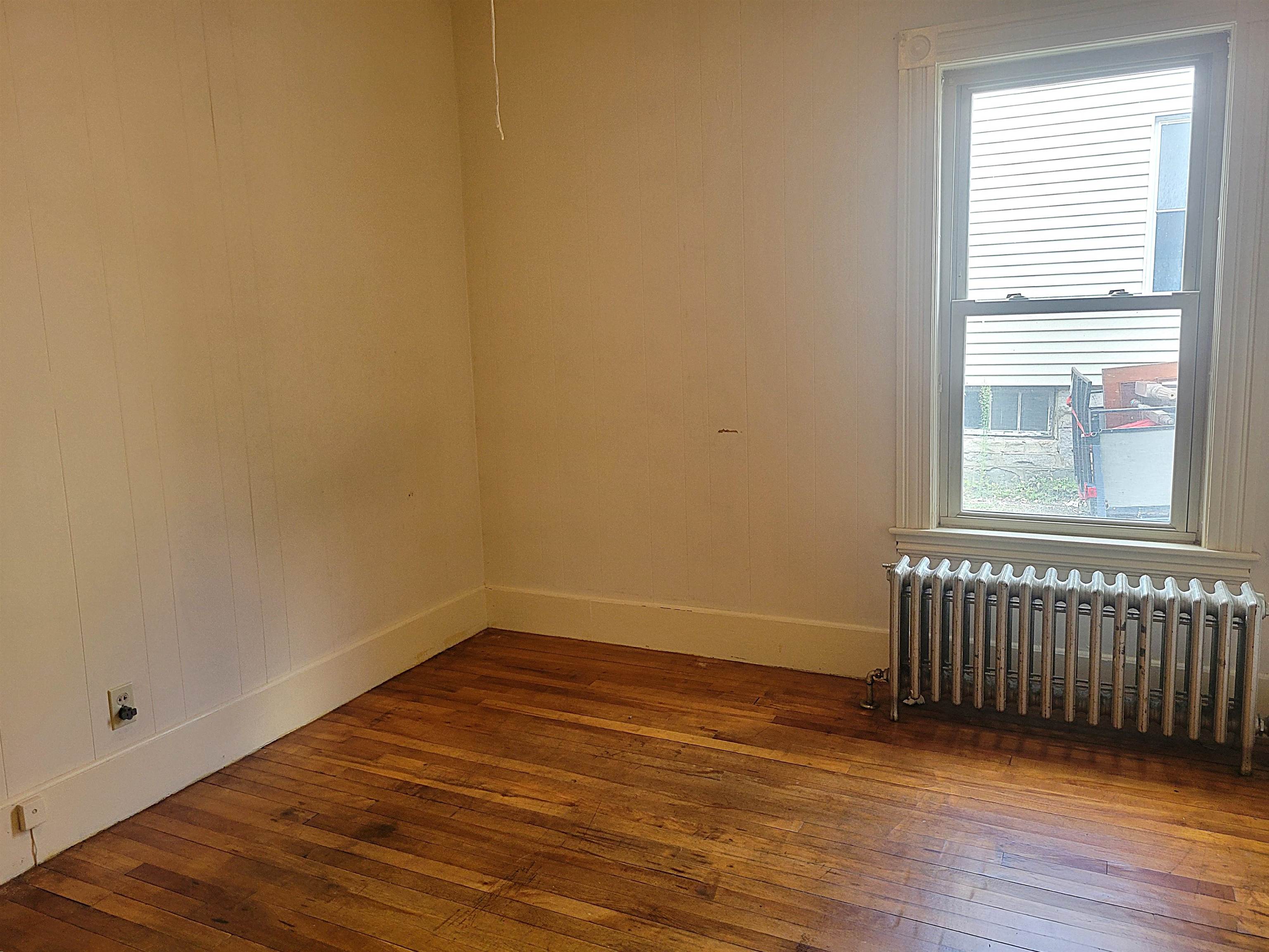 185 Park Street Property Photo 11