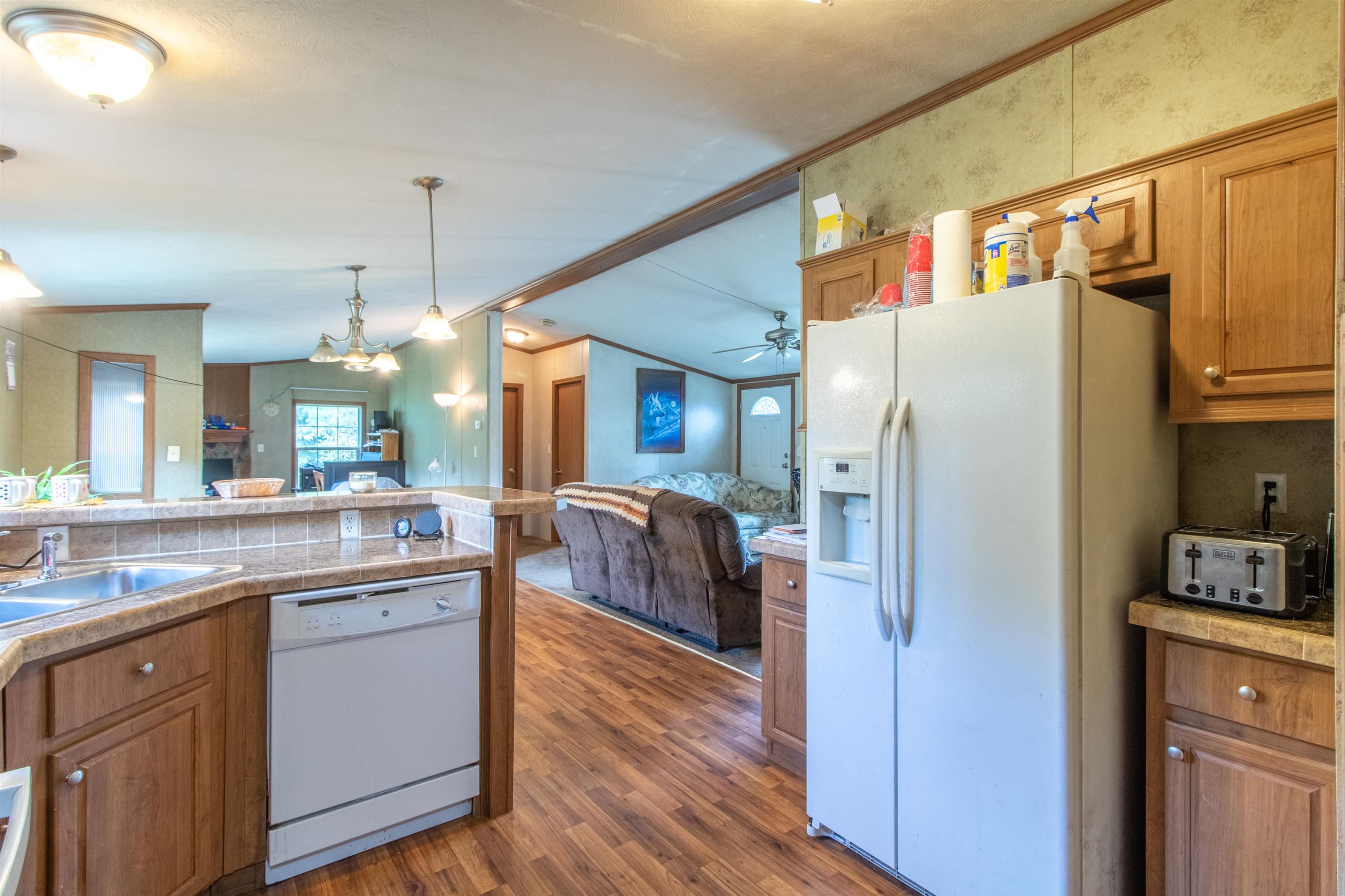 99 River Road Property Photo 10
