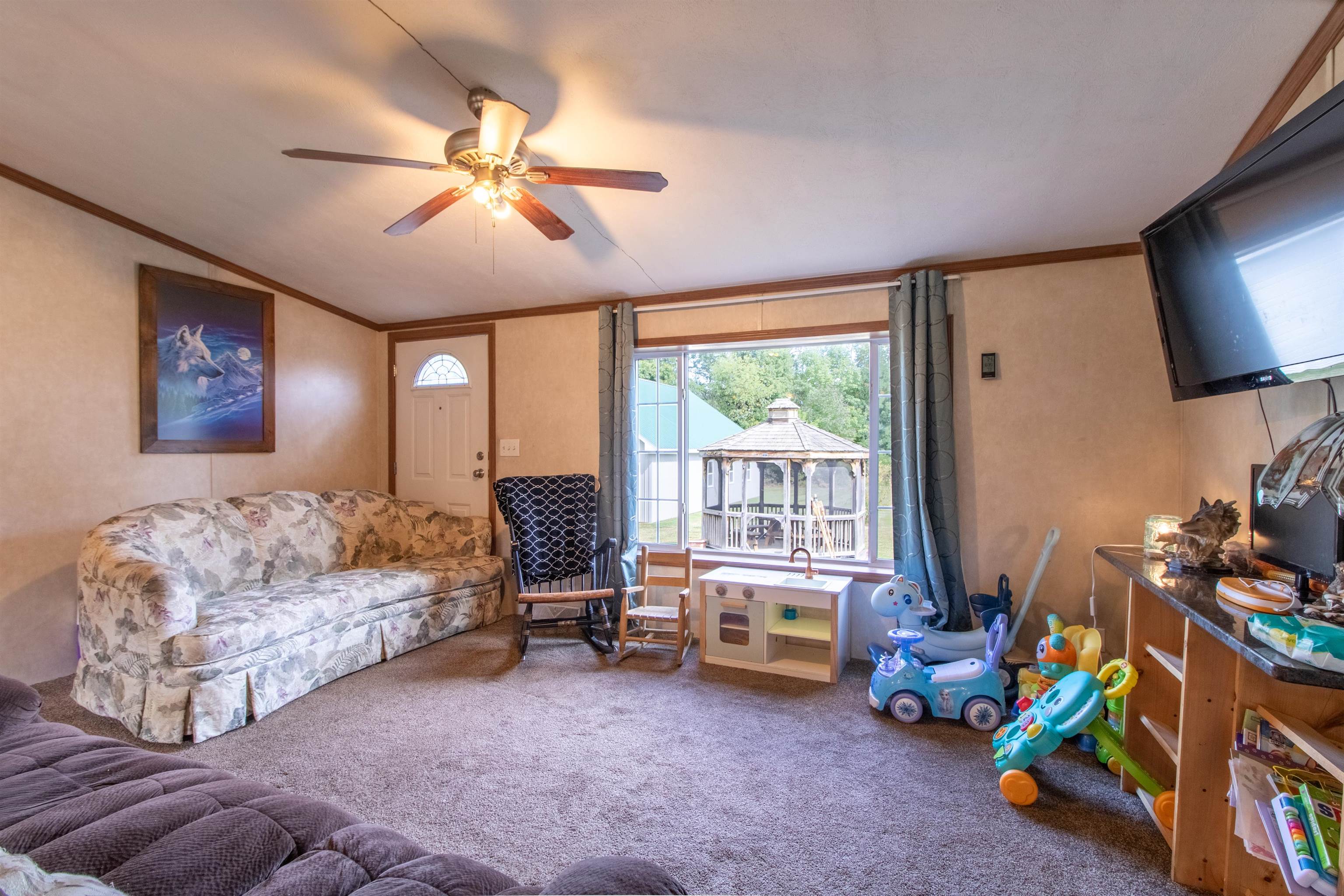 99 River Road Property Photo 18