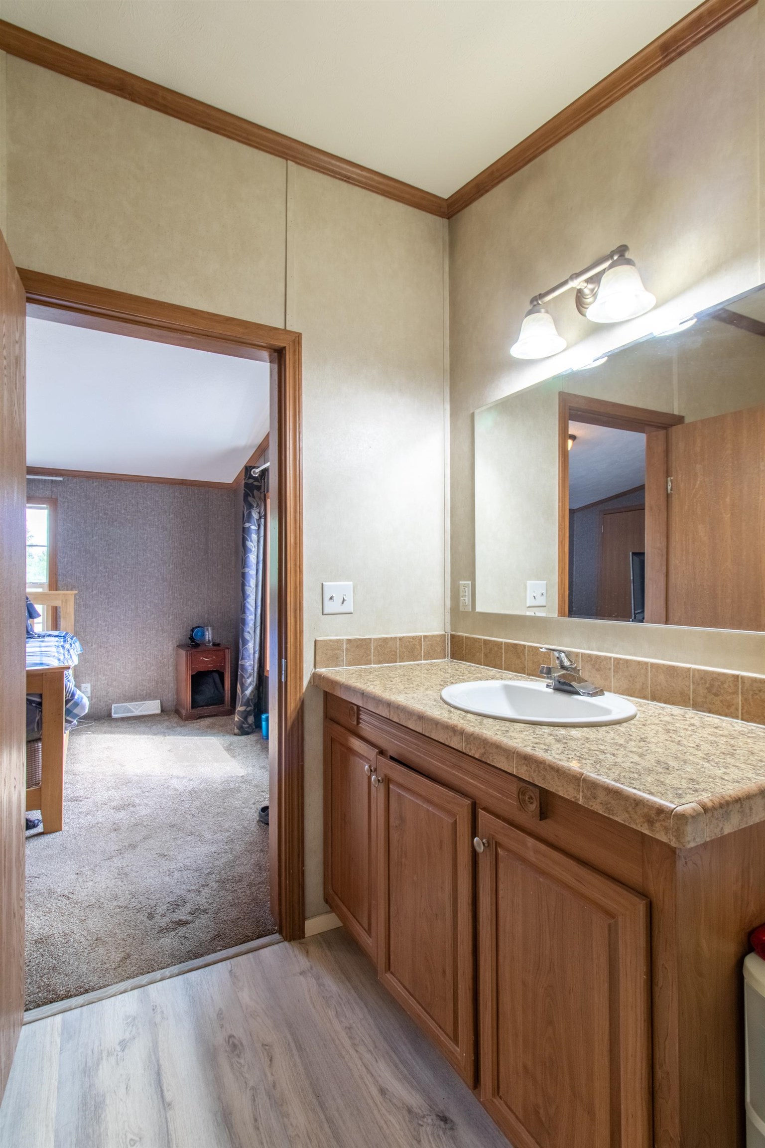 99 River Road Property Photo 21