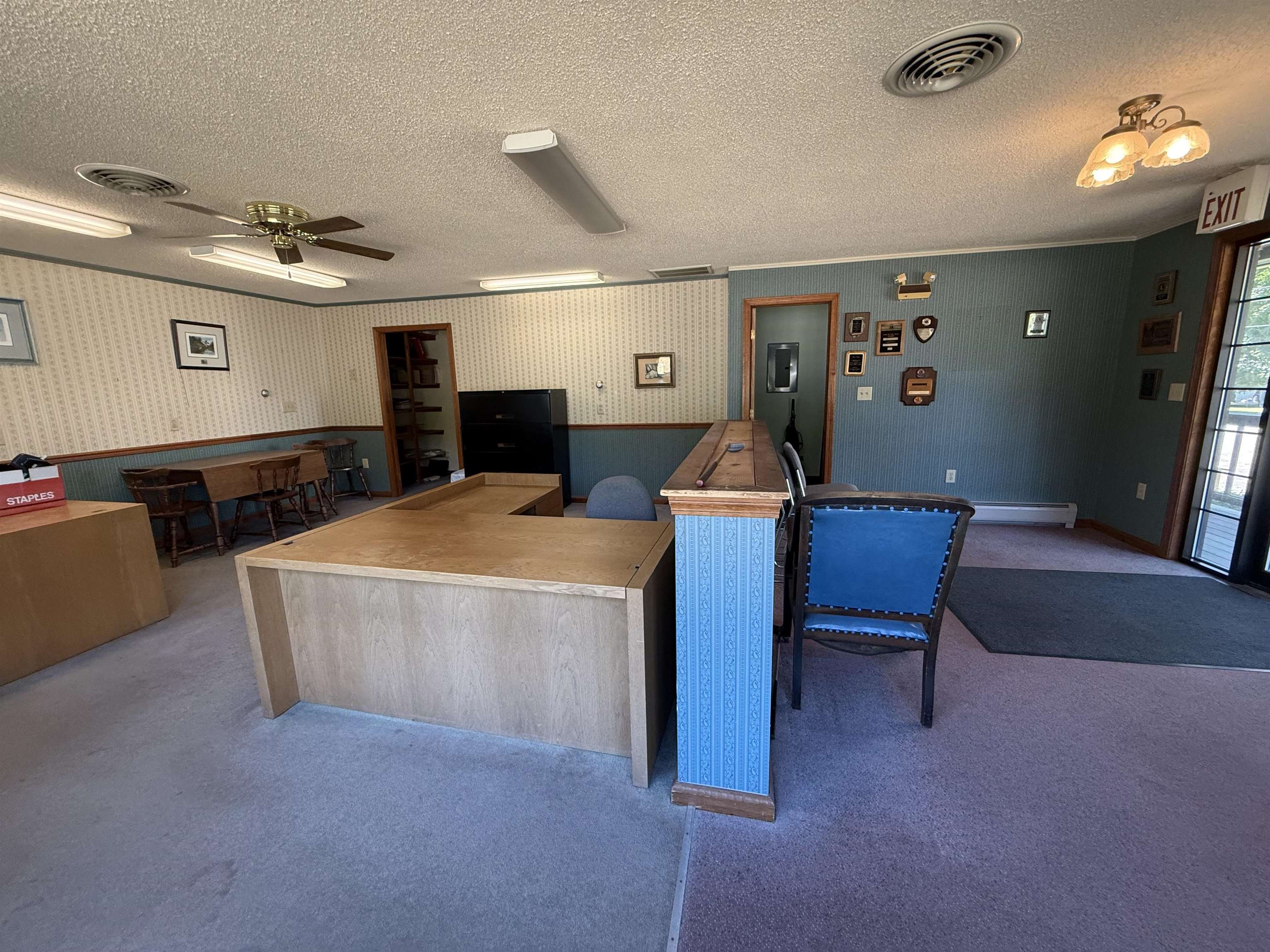 21a Preston Lane Property Photo 7