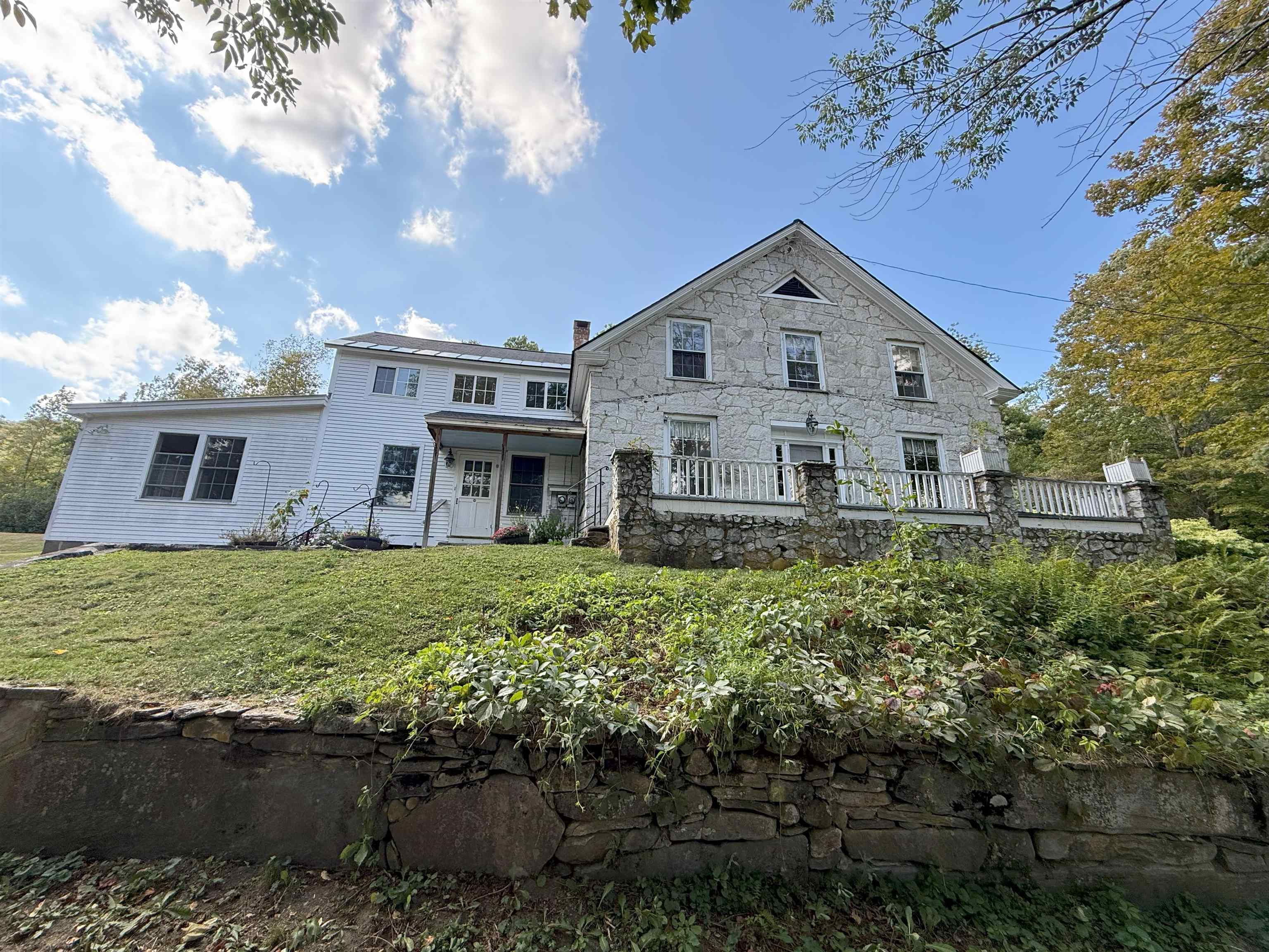 628 Townshend Road Property Photo 6