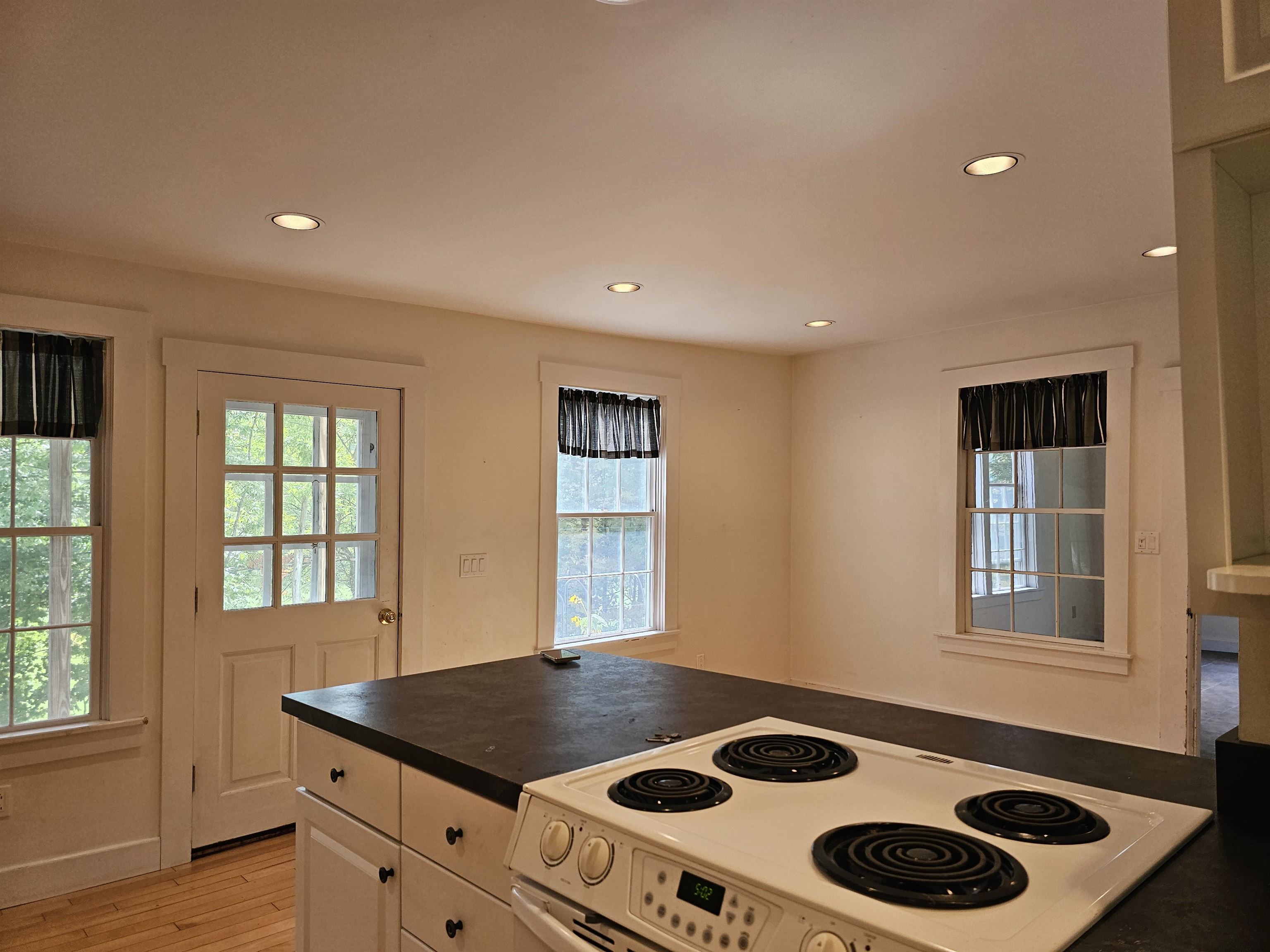 628 Townshend Road Property Photo 15