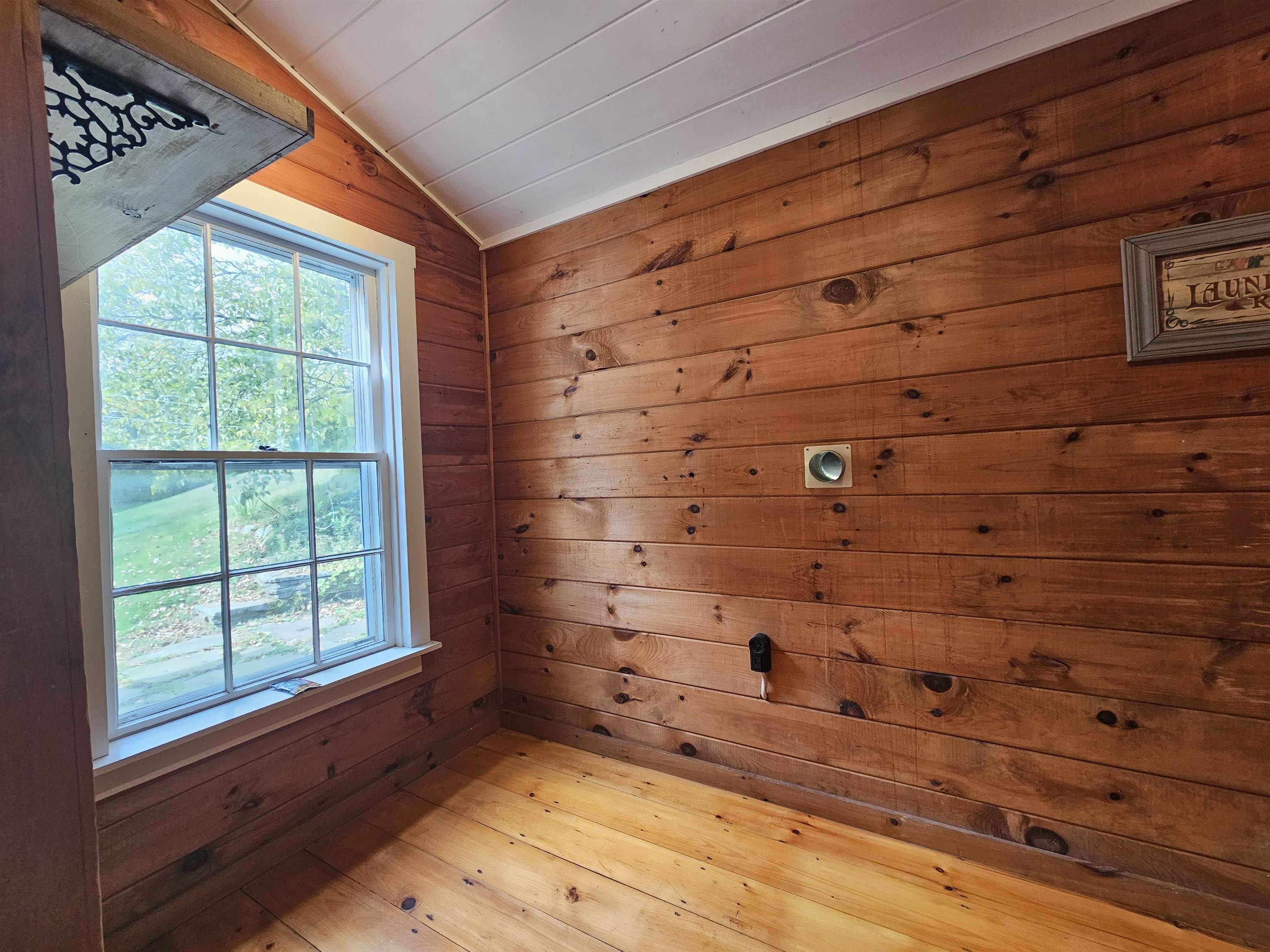 628 Townshend Road Property Photo 34