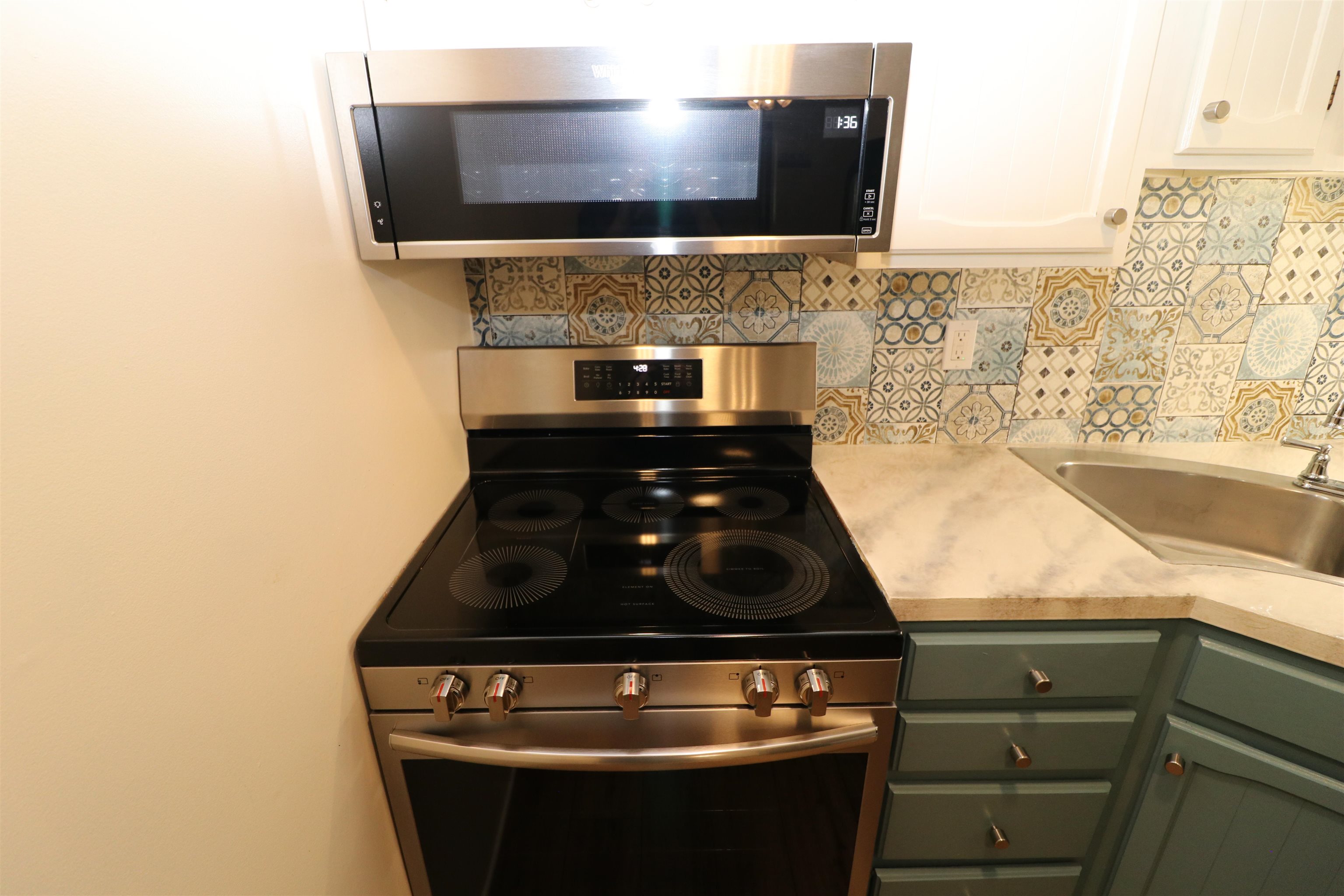 149 Airport Road Property Photo 9