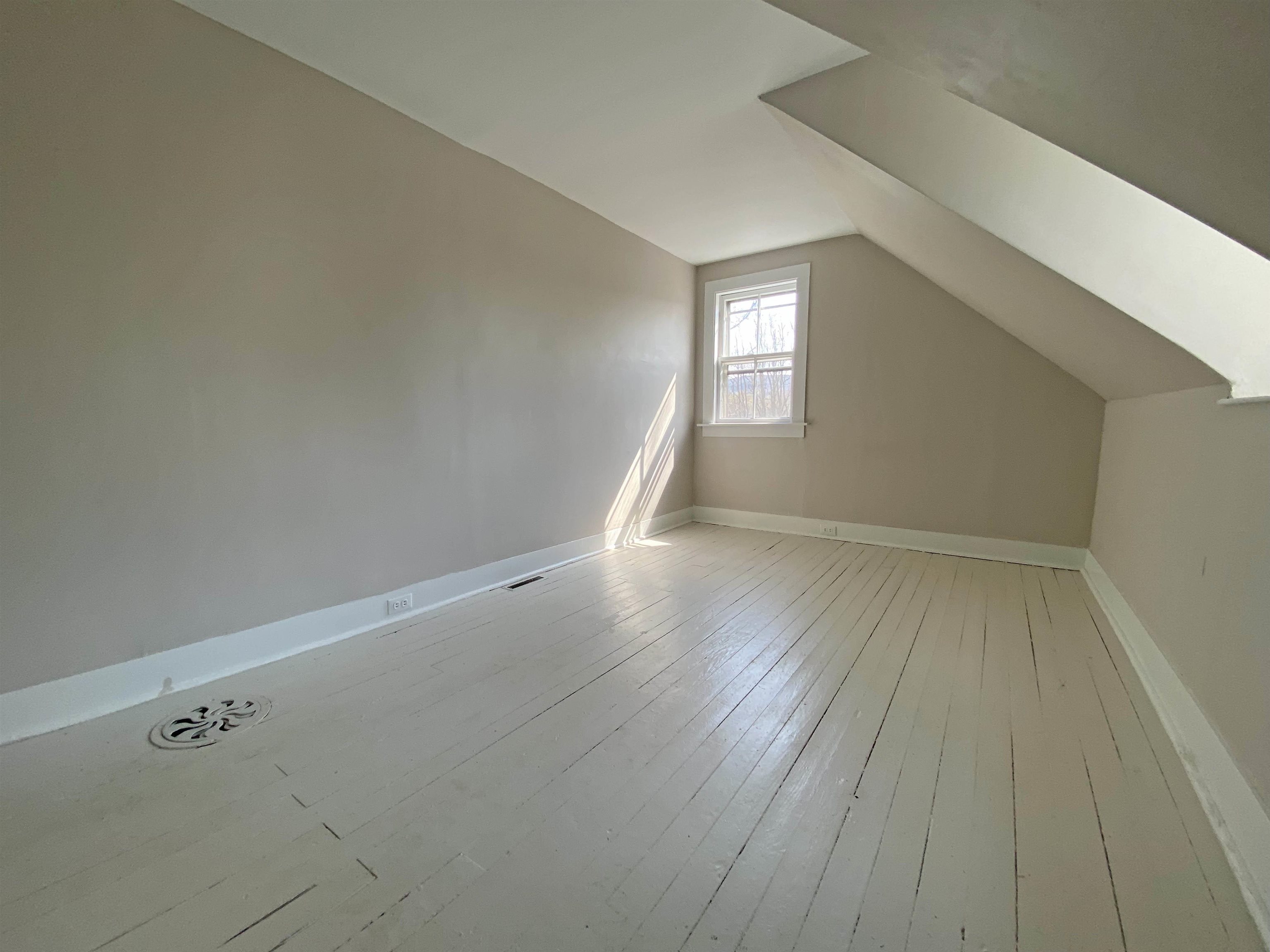 5362 Us Route 5 Property Photo 16