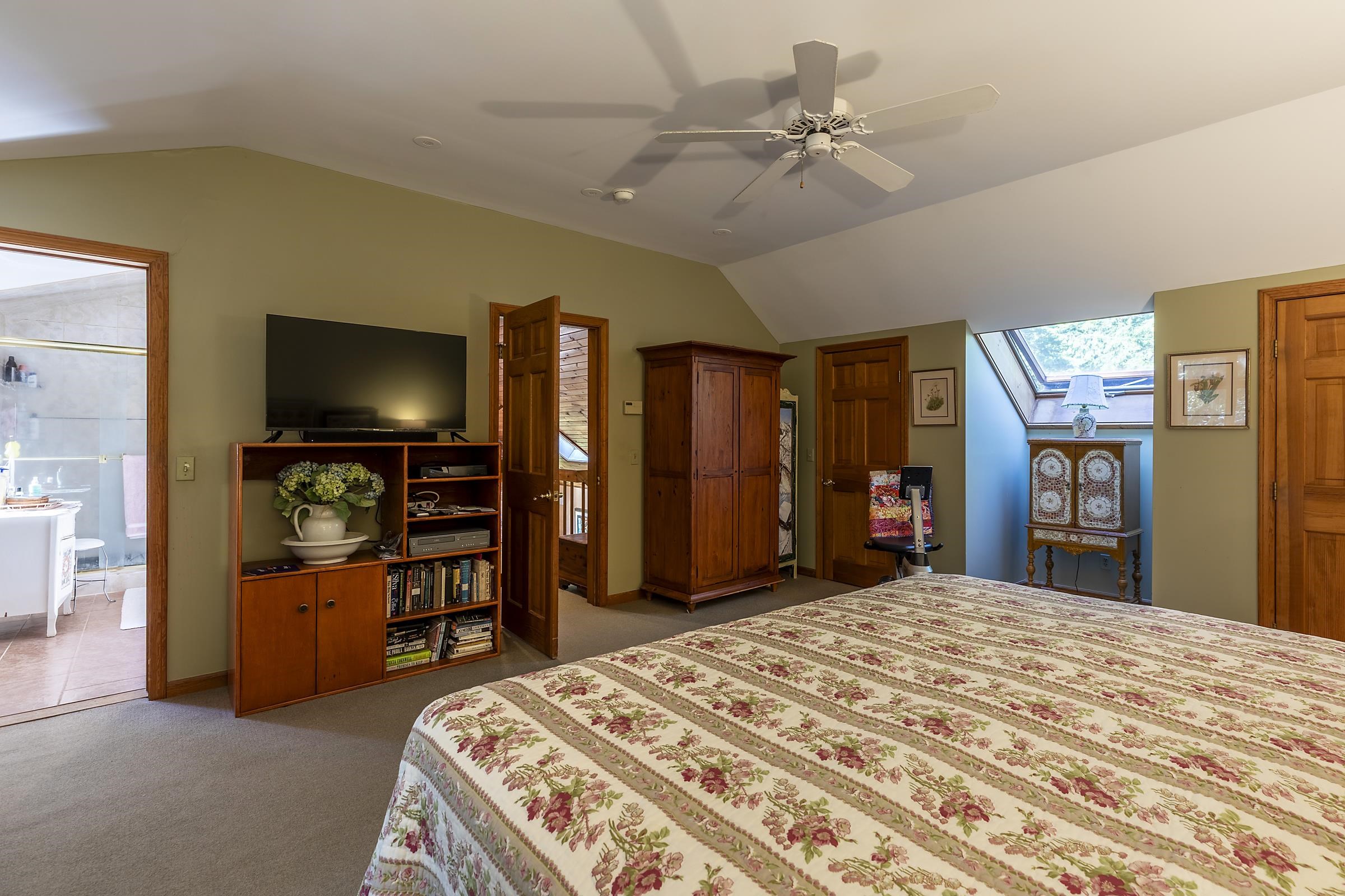 70 Hunter Lane Property Photo 41