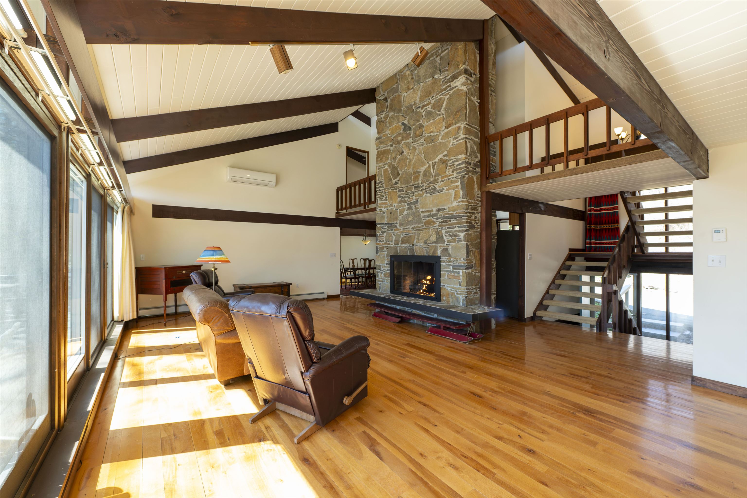 1877 Willard Road Property Photo 3