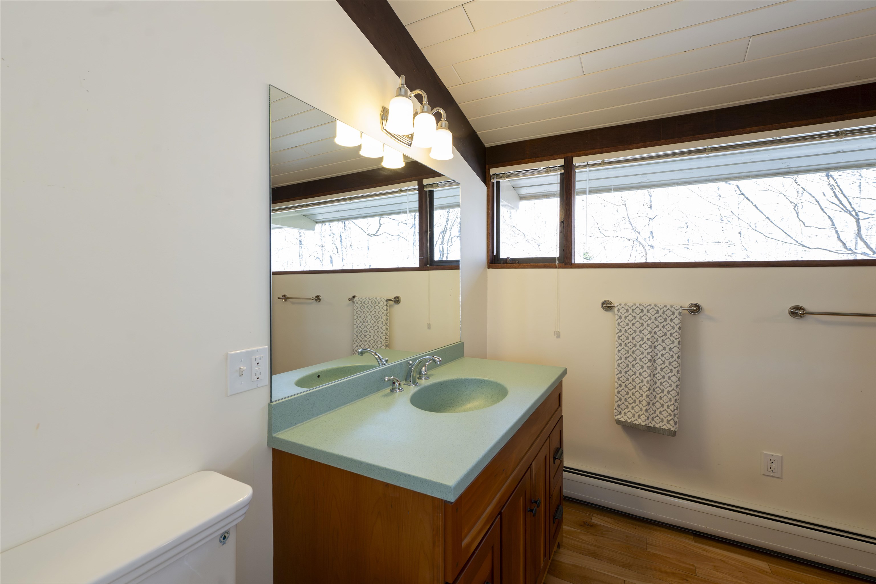 1877 Willard Road Property Photo 33
