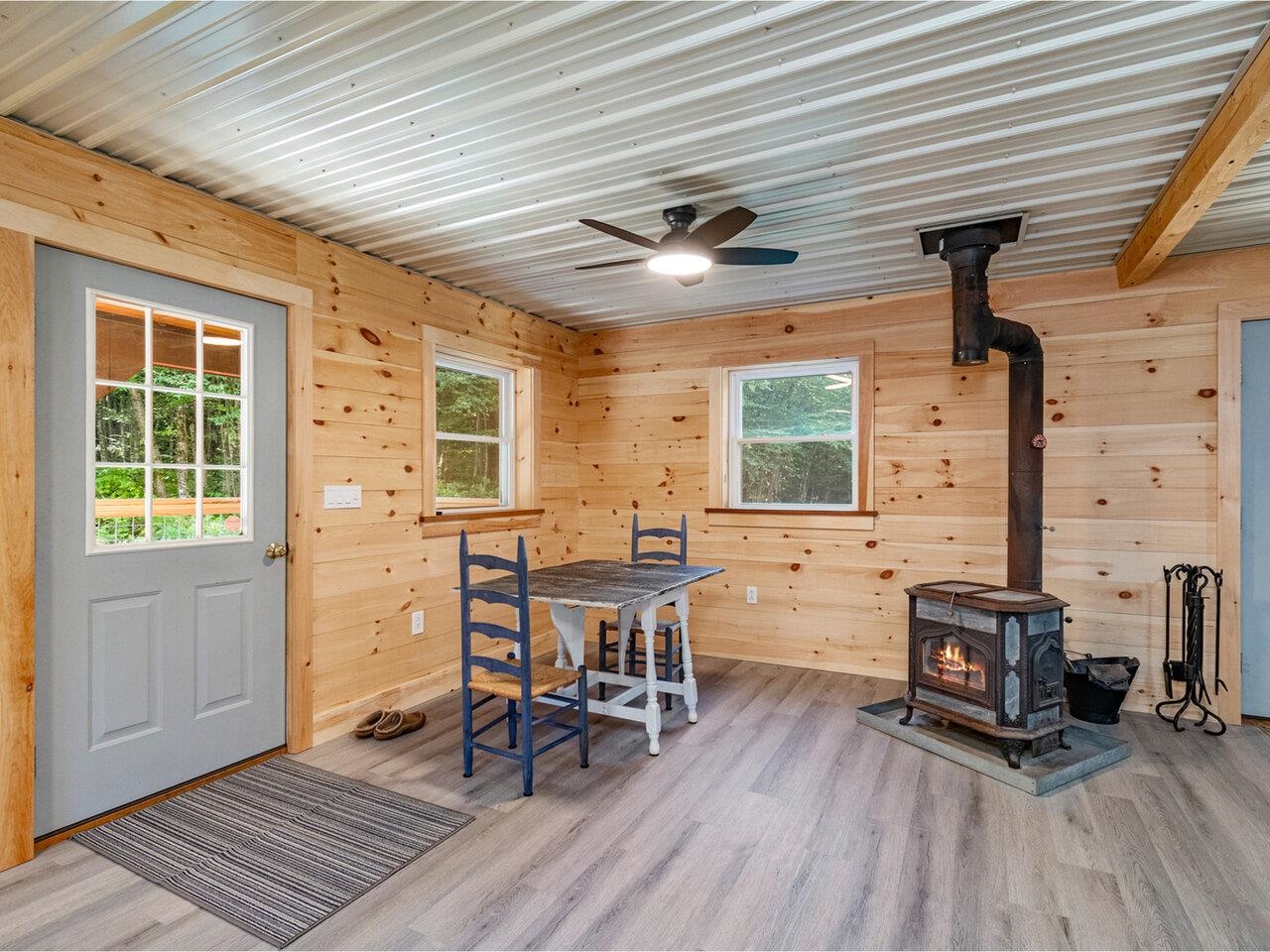 805 Deming Road Property Photo 8