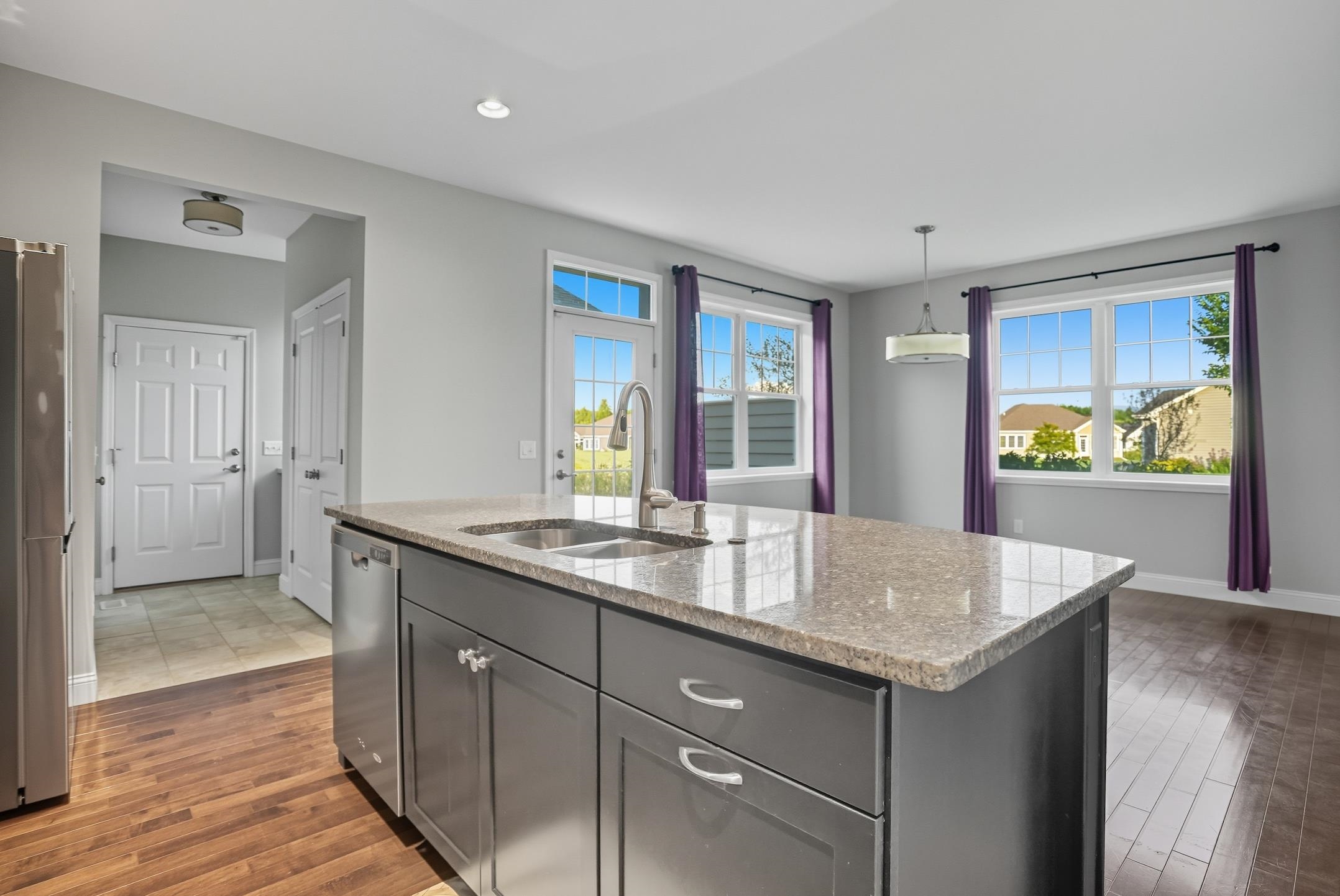 301 Zephyr Road Property Photo 5