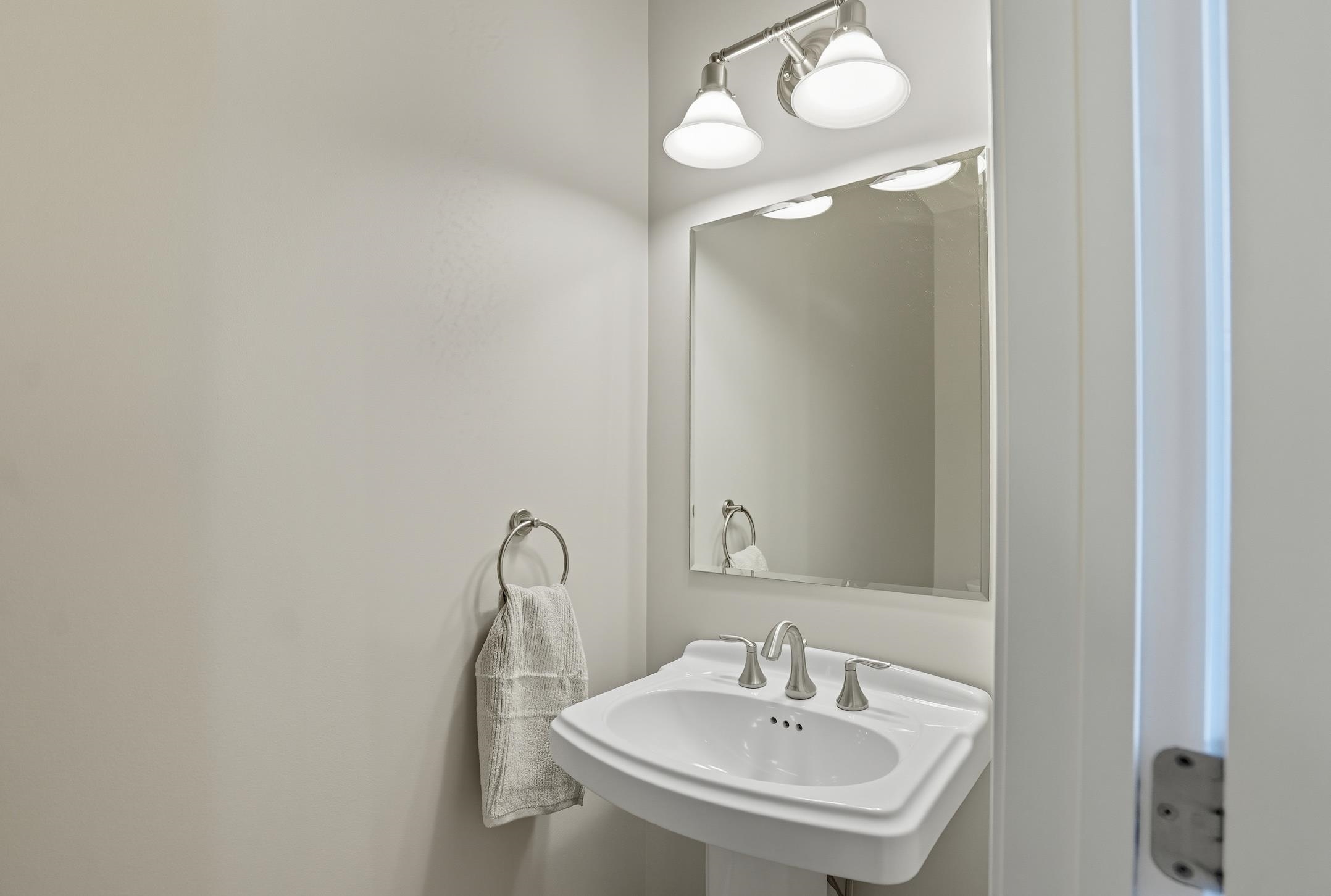 301 Zephyr Road Property Photo 14