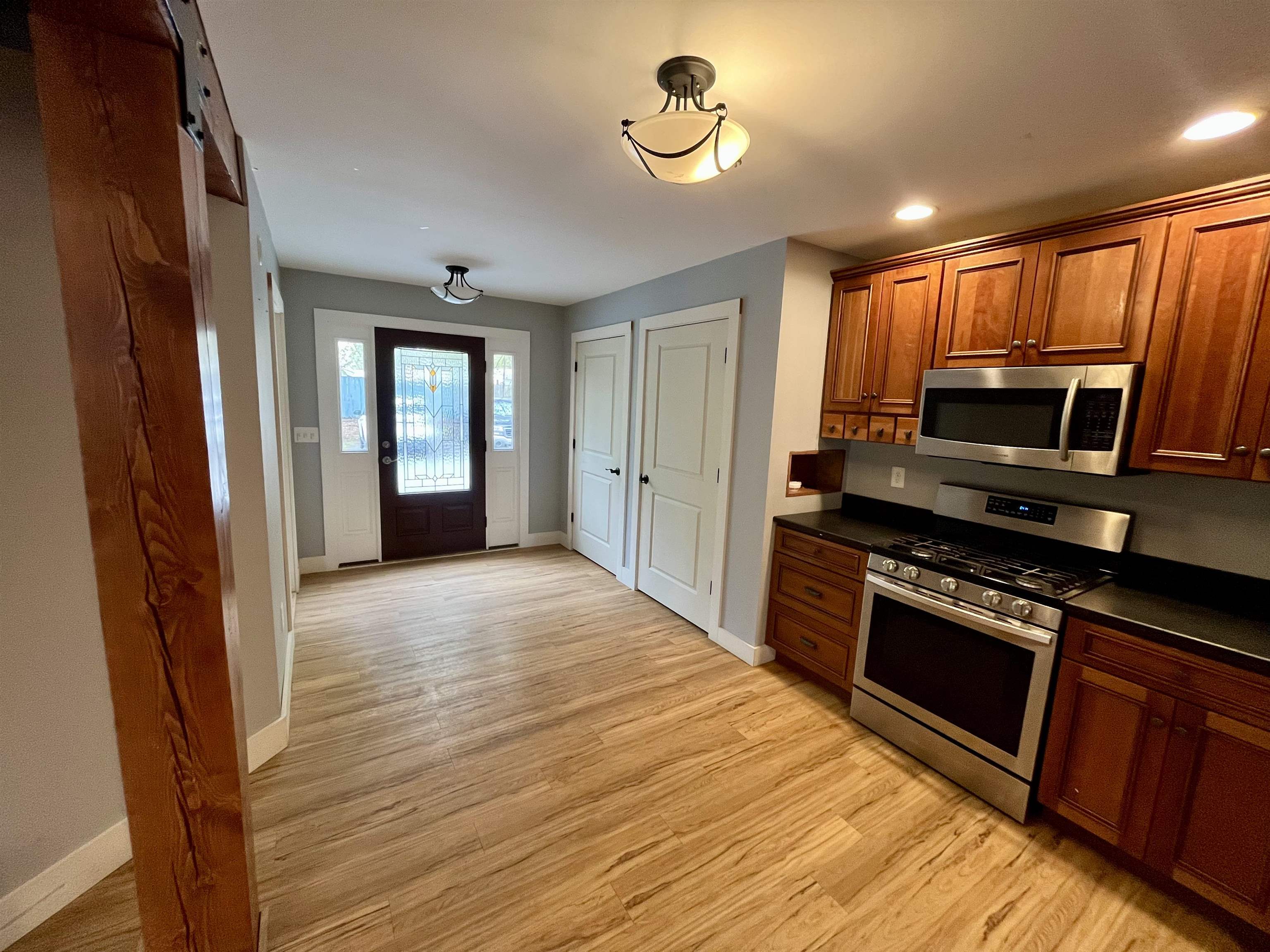 321 Bentley Avenue Property Photo 19