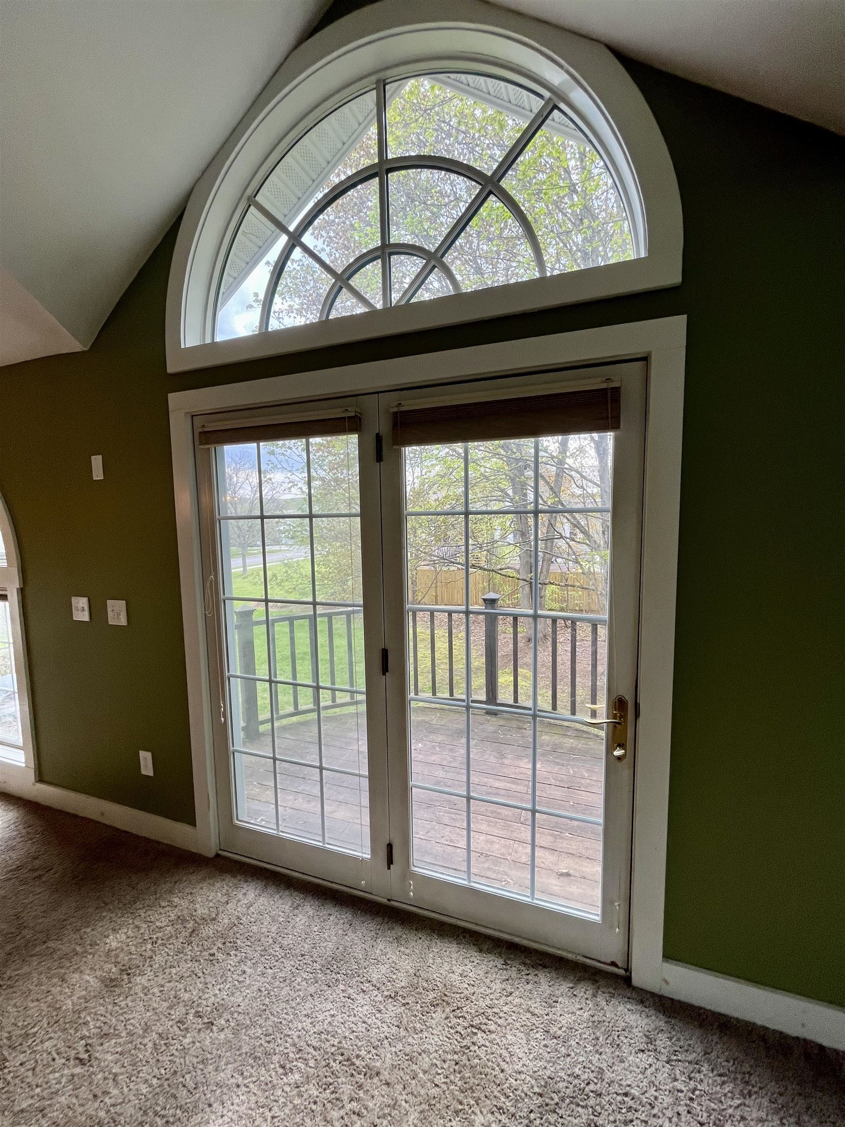 321 Bentley Avenue Property Photo 27