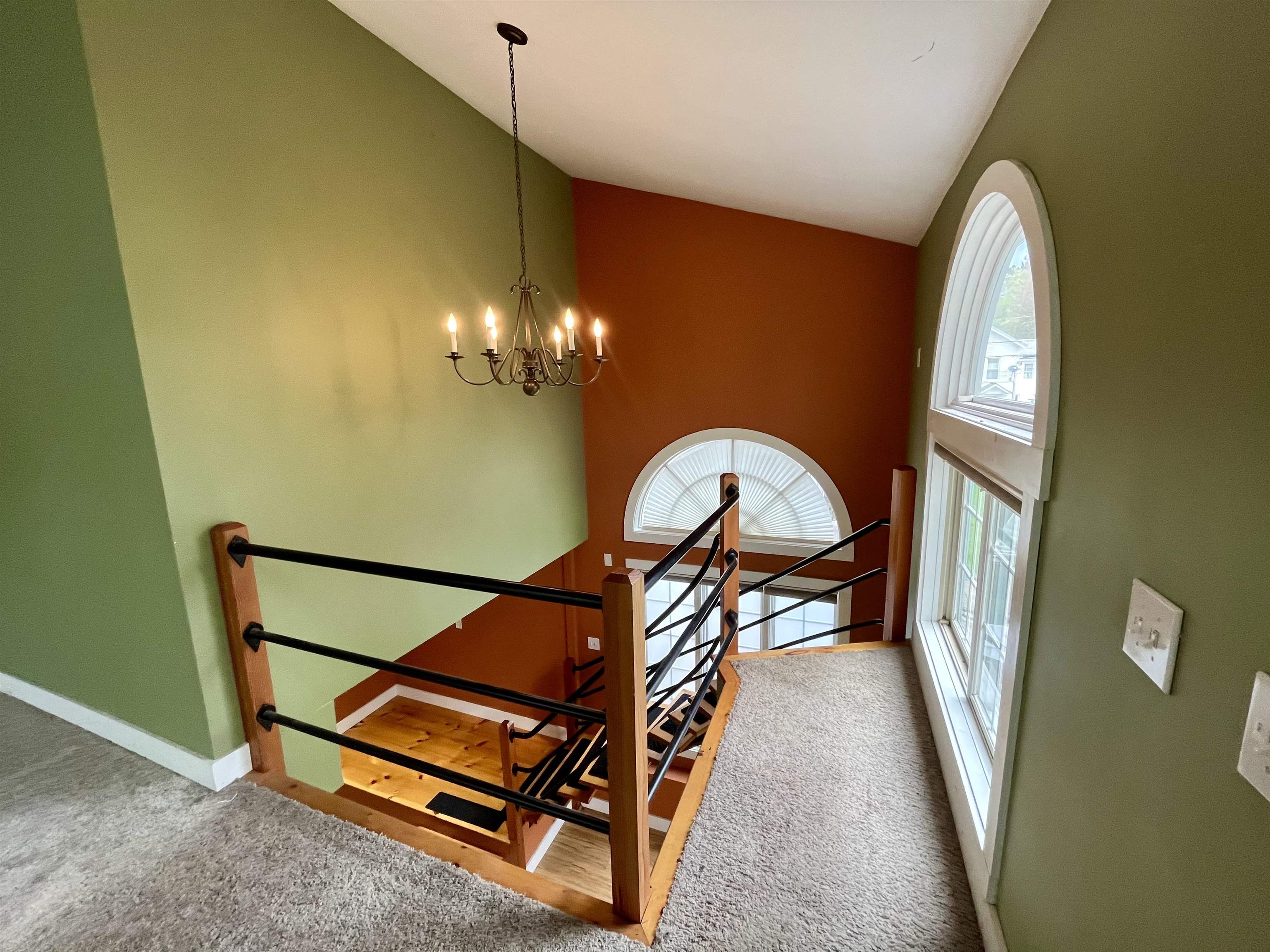 321 Bentley Avenue Property Photo 34