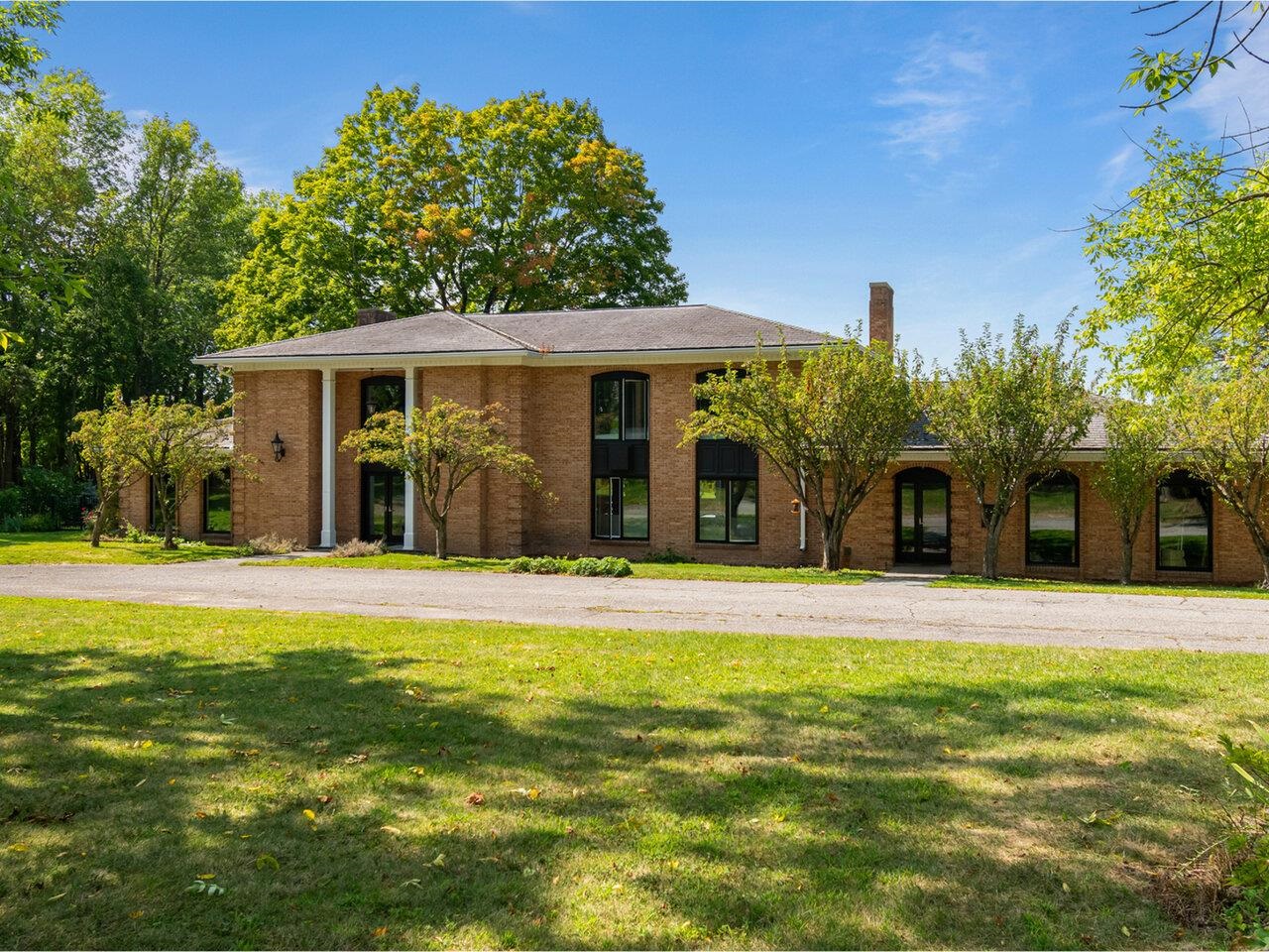 1855 Spear Street Property Photo 1