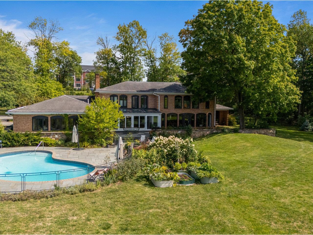 1855 Spear Street Property Photo 47