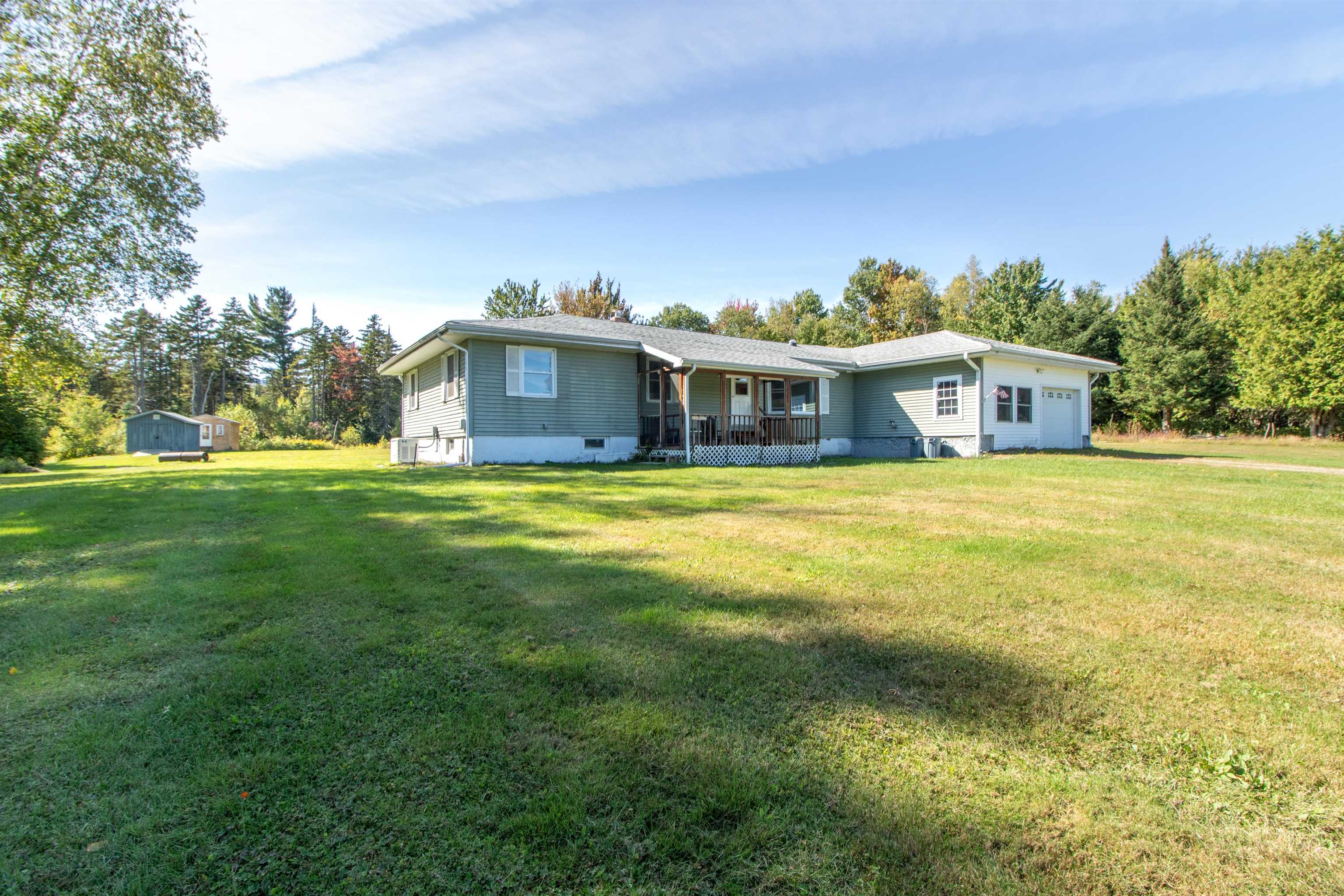 3041 Cross Road Property Photo 4