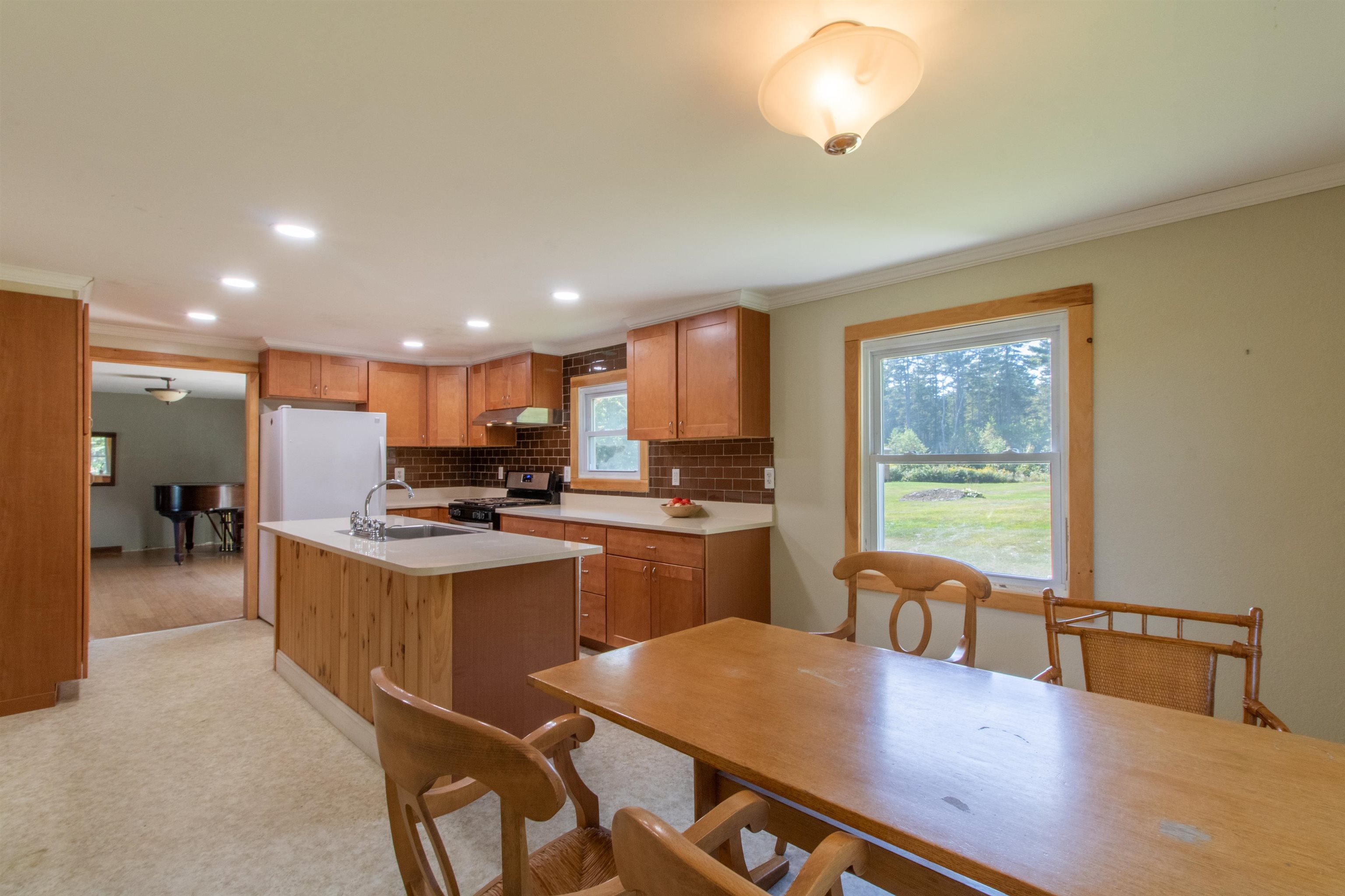 3041 Cross Road Property Photo 15