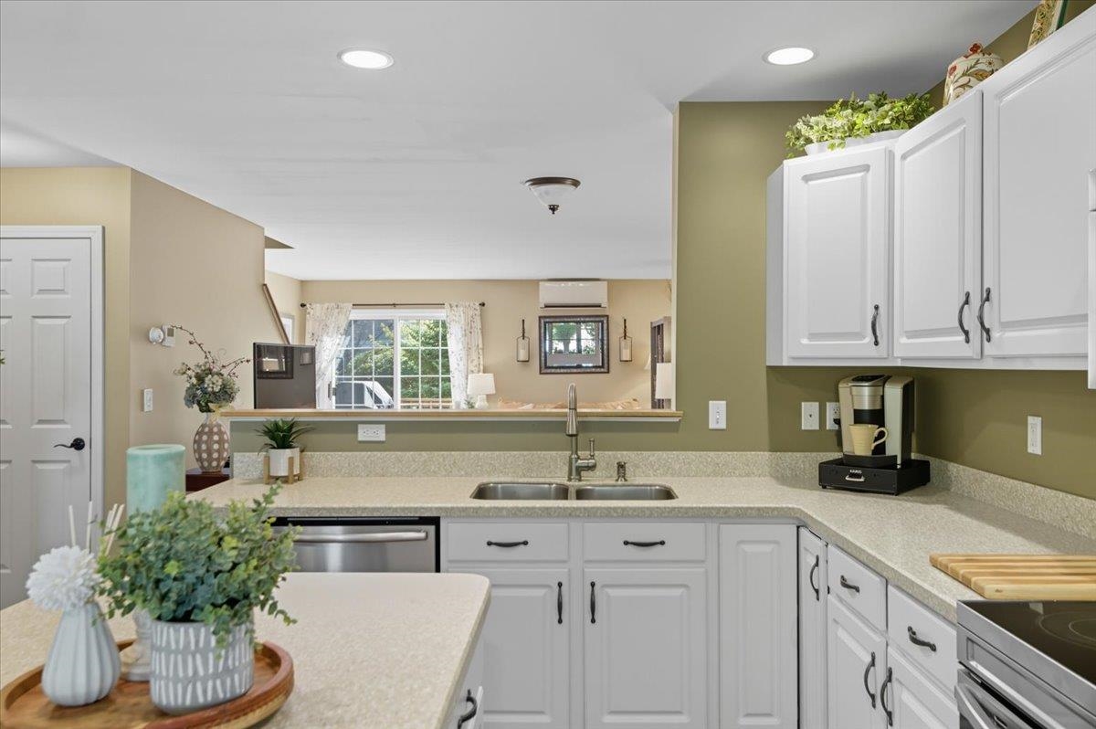 56 Chelsea Place Property Photo 5