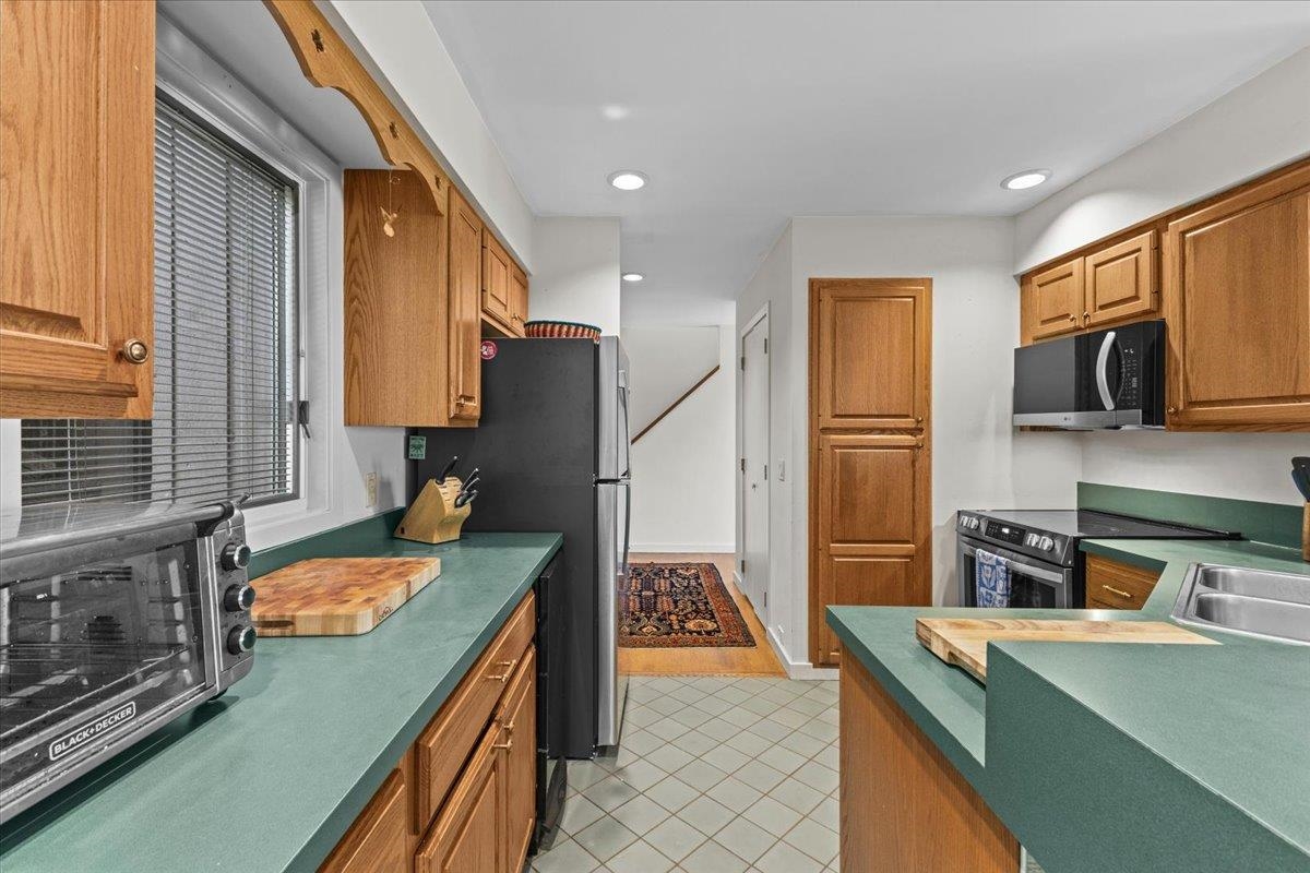615 Field Road Property Photo 10