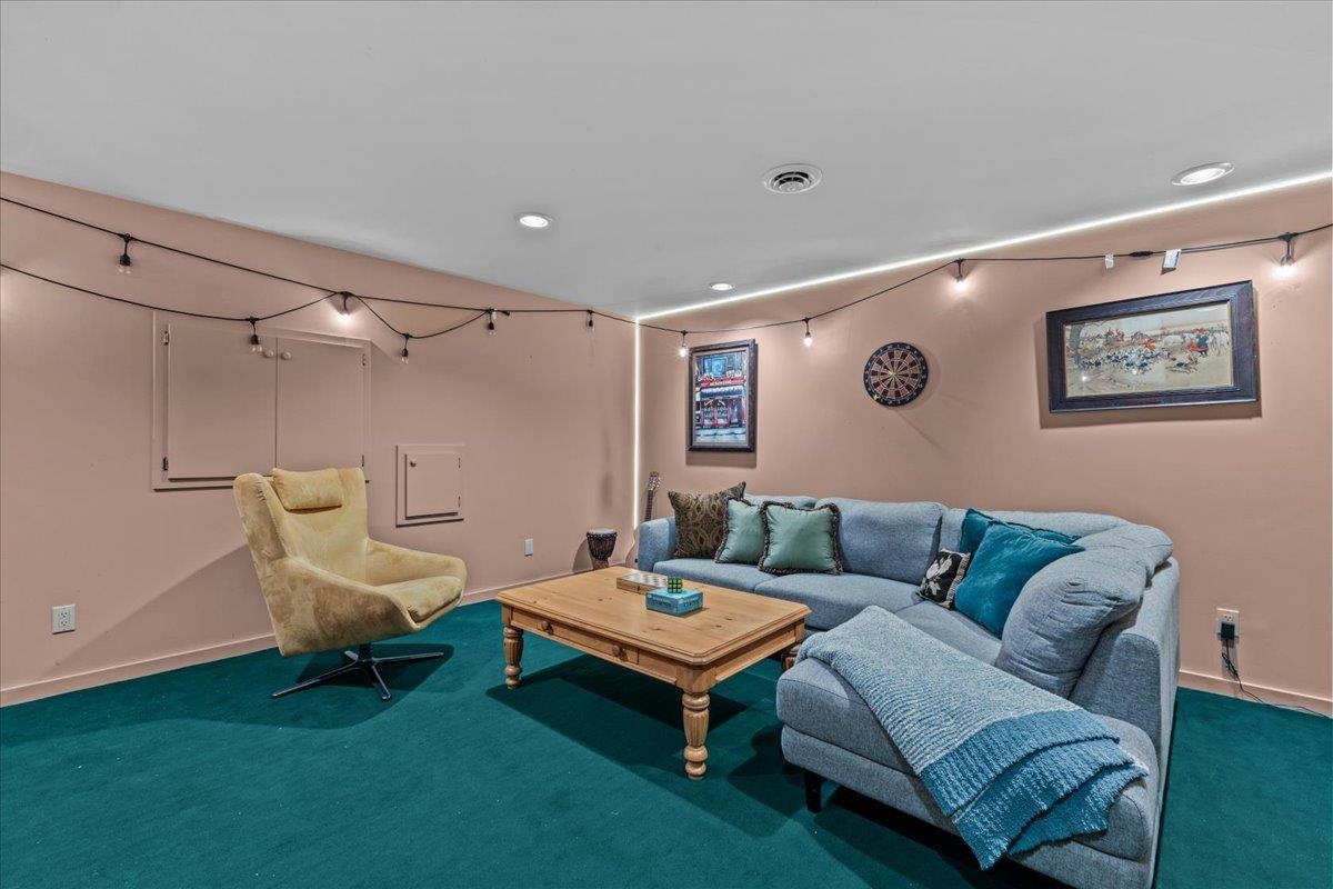 615 Field Road Property Photo 38