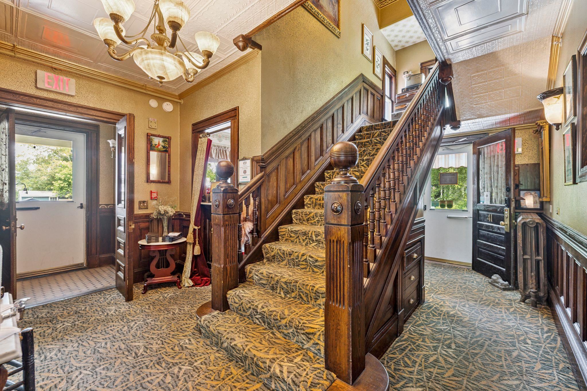 41 Pleasant Street Property Photo 14