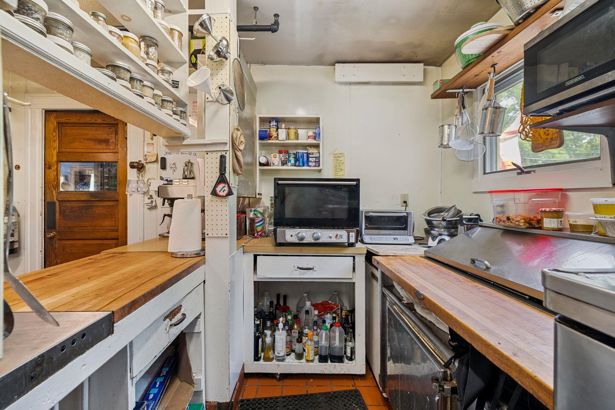 41 Pleasant Street Property Photo 19