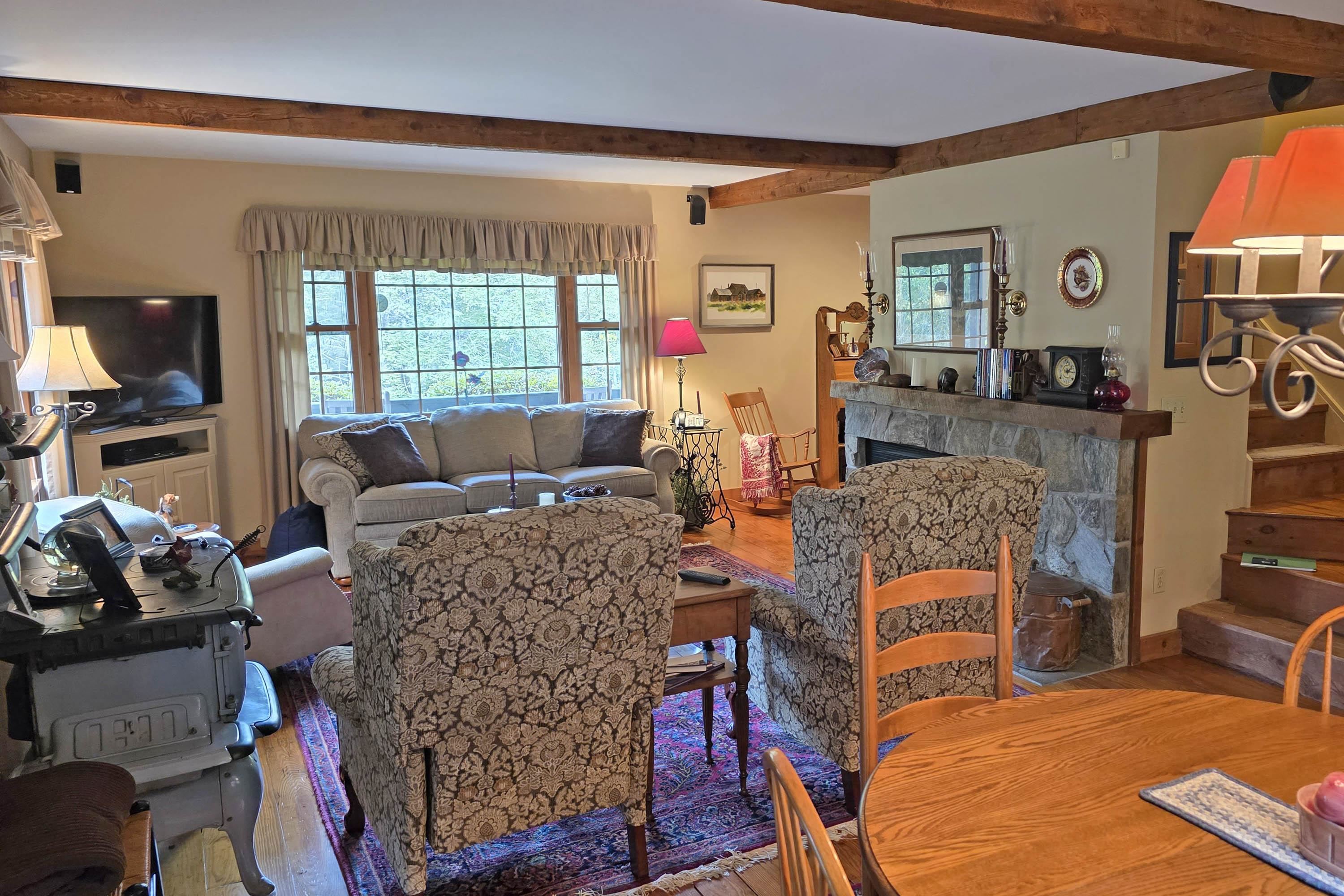 1382 Grassy Brook Road Property Photo 13