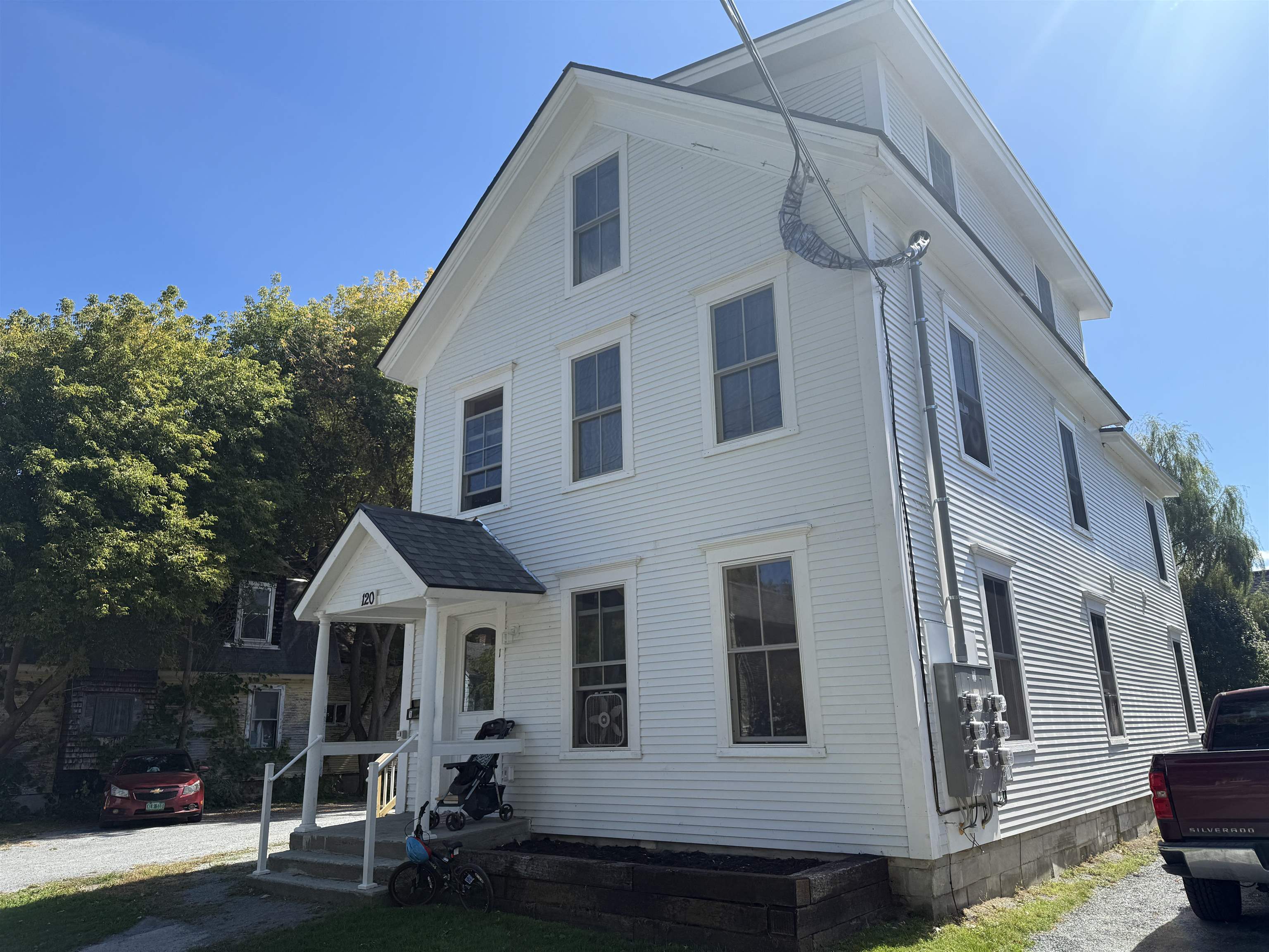 120 Maple Street Property Photo 2