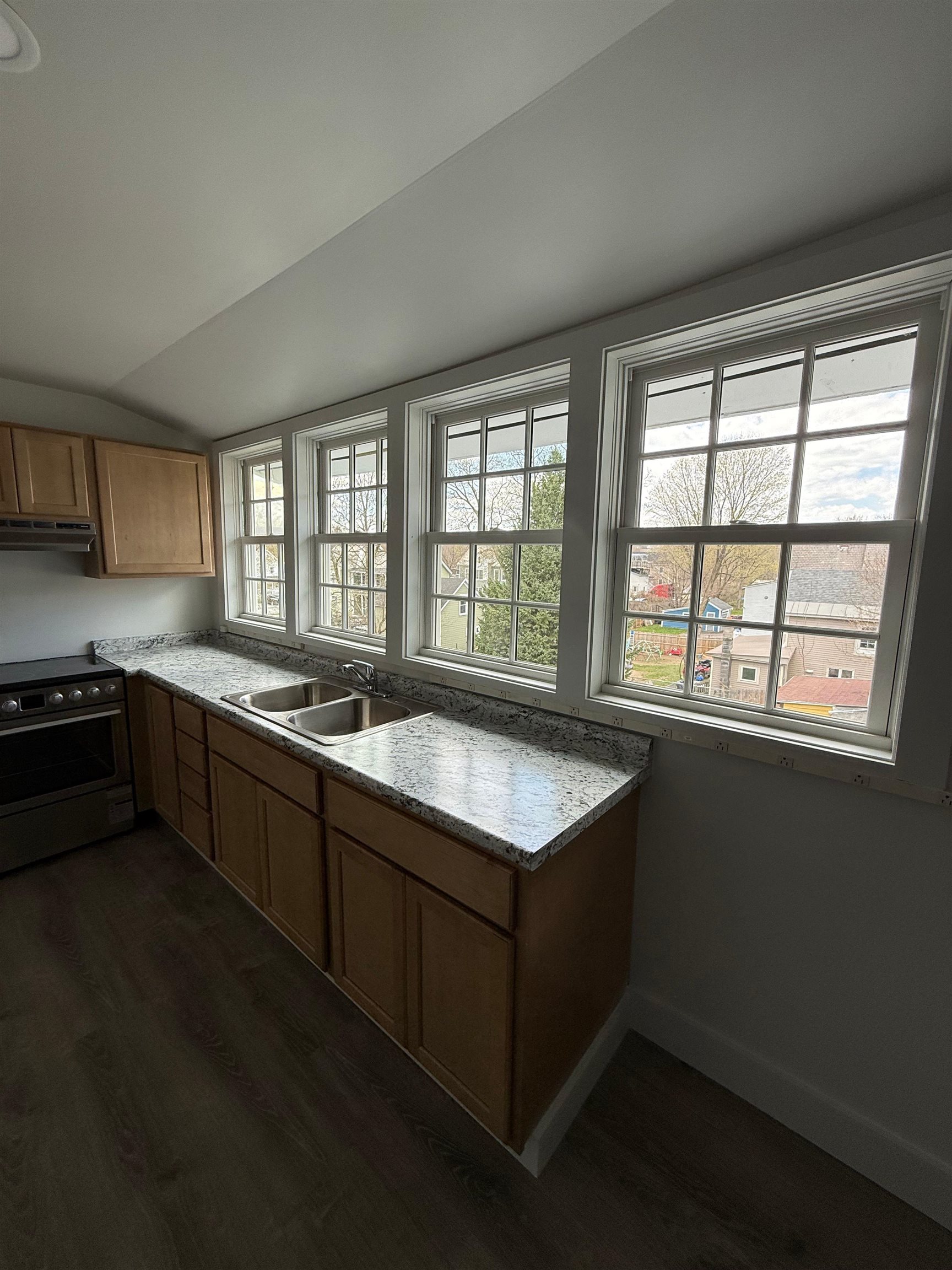 120 Maple Street Property Photo 37