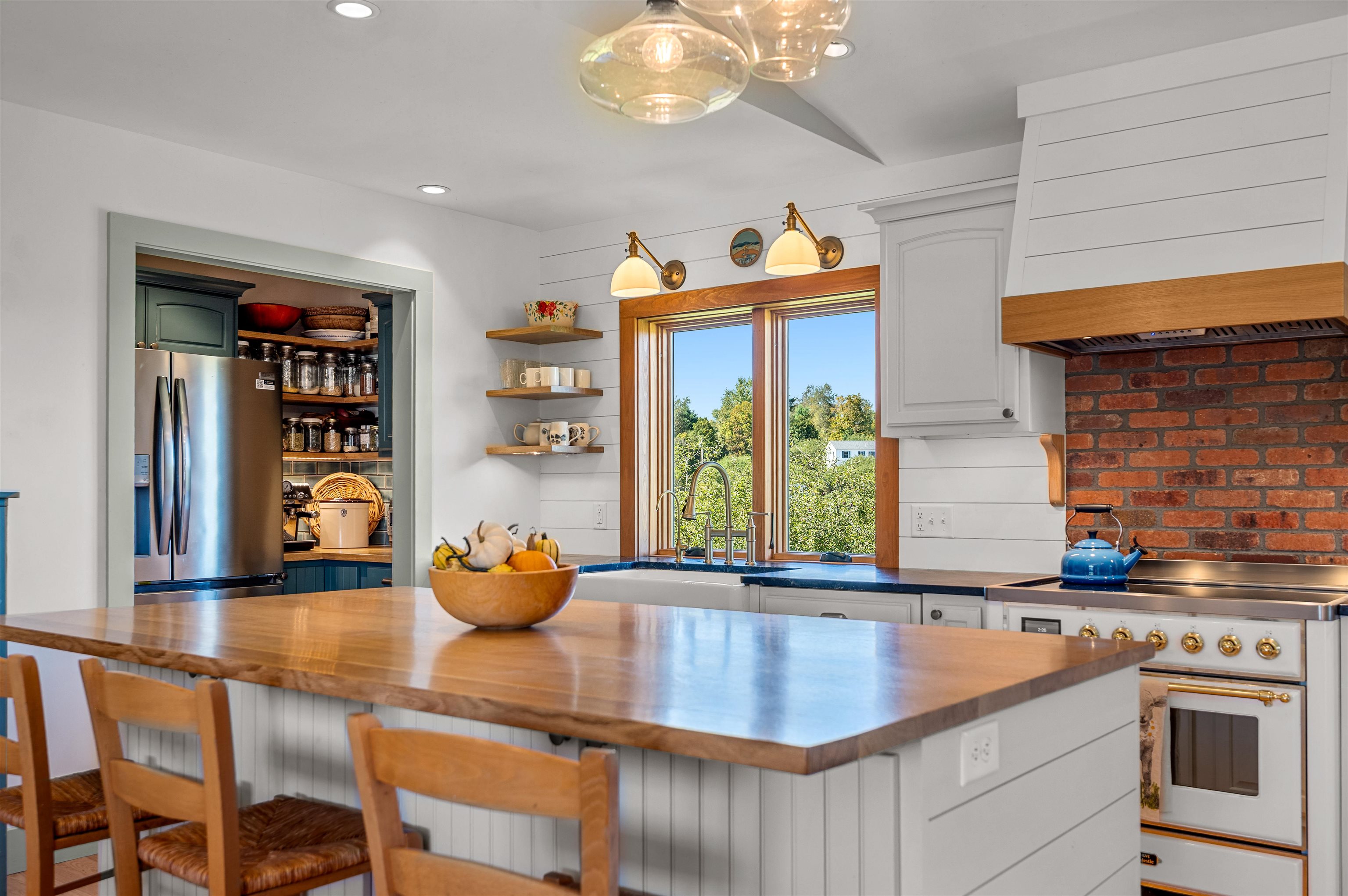 174 Coburn Road Property Photo 11