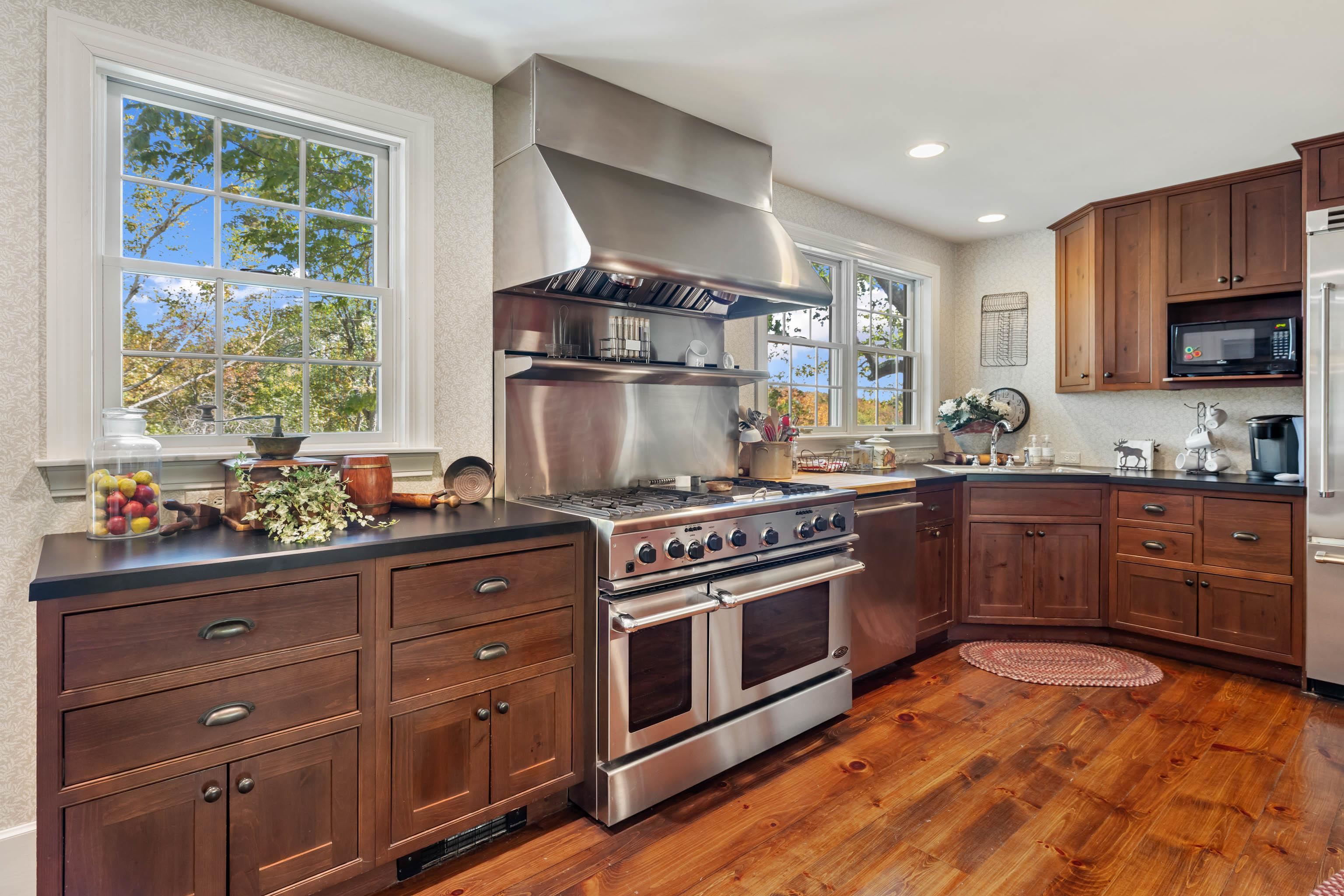56 Handle Road Property Photo 14