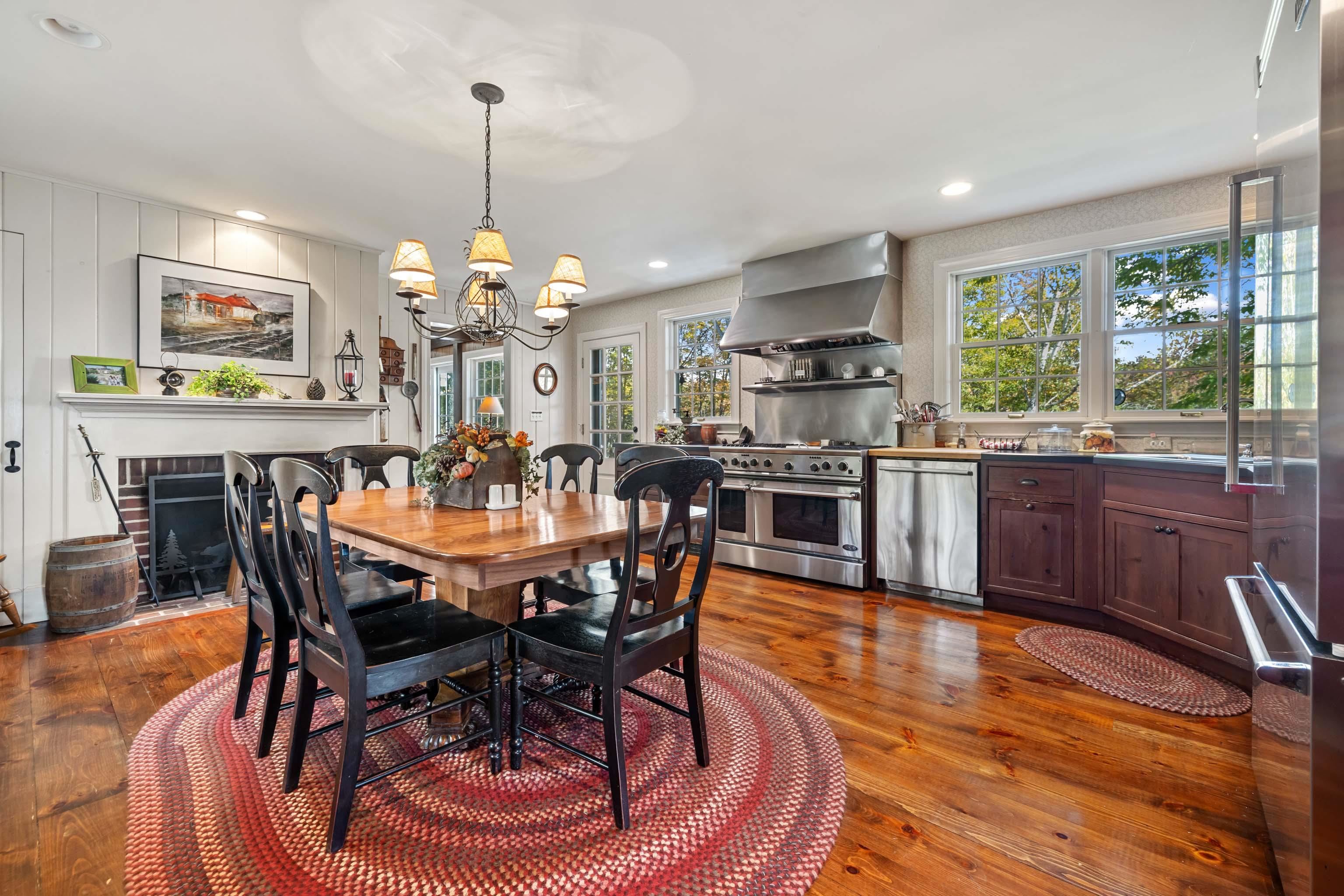 56 Handle Road Property Photo 15