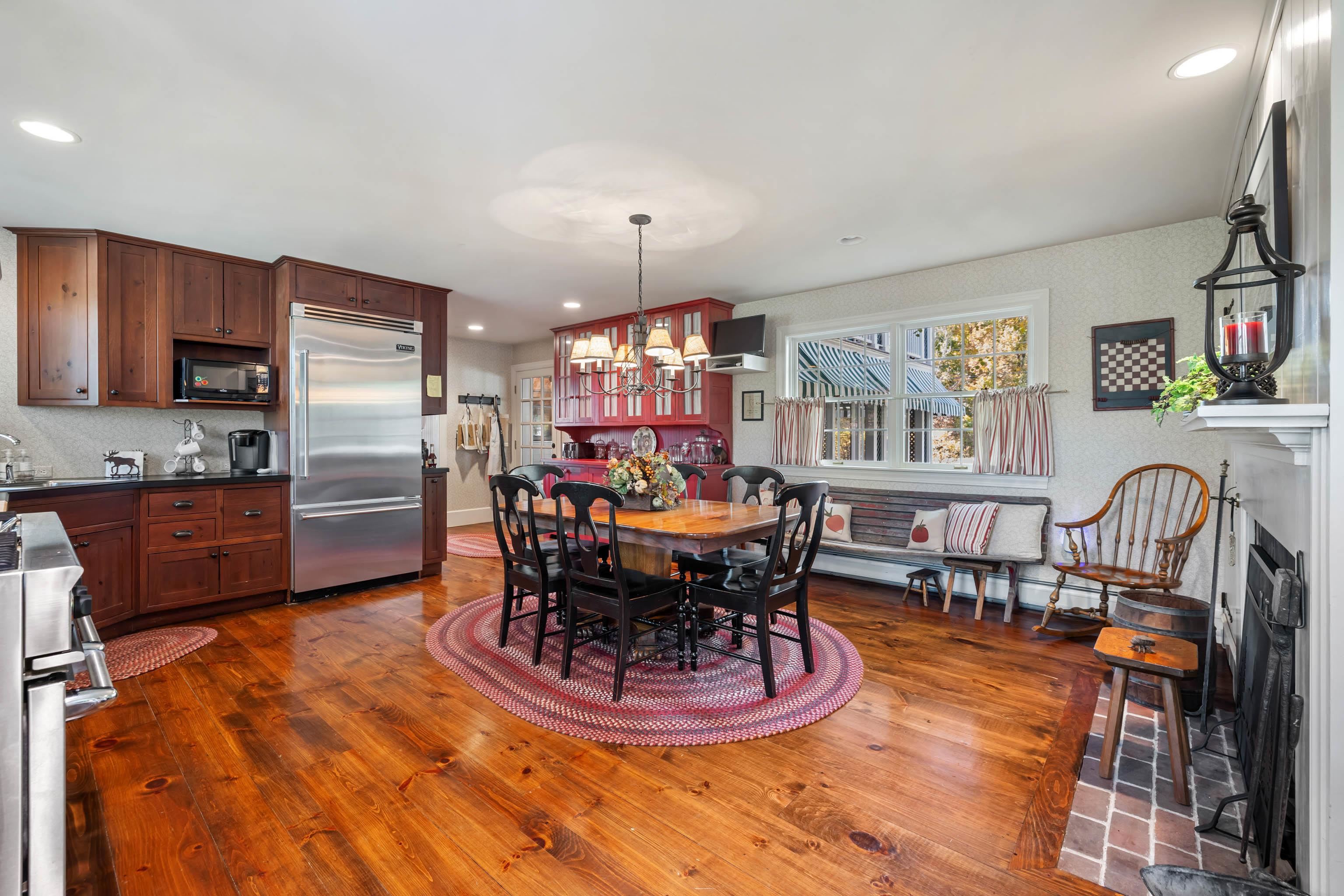 56 Handle Road Property Photo 16