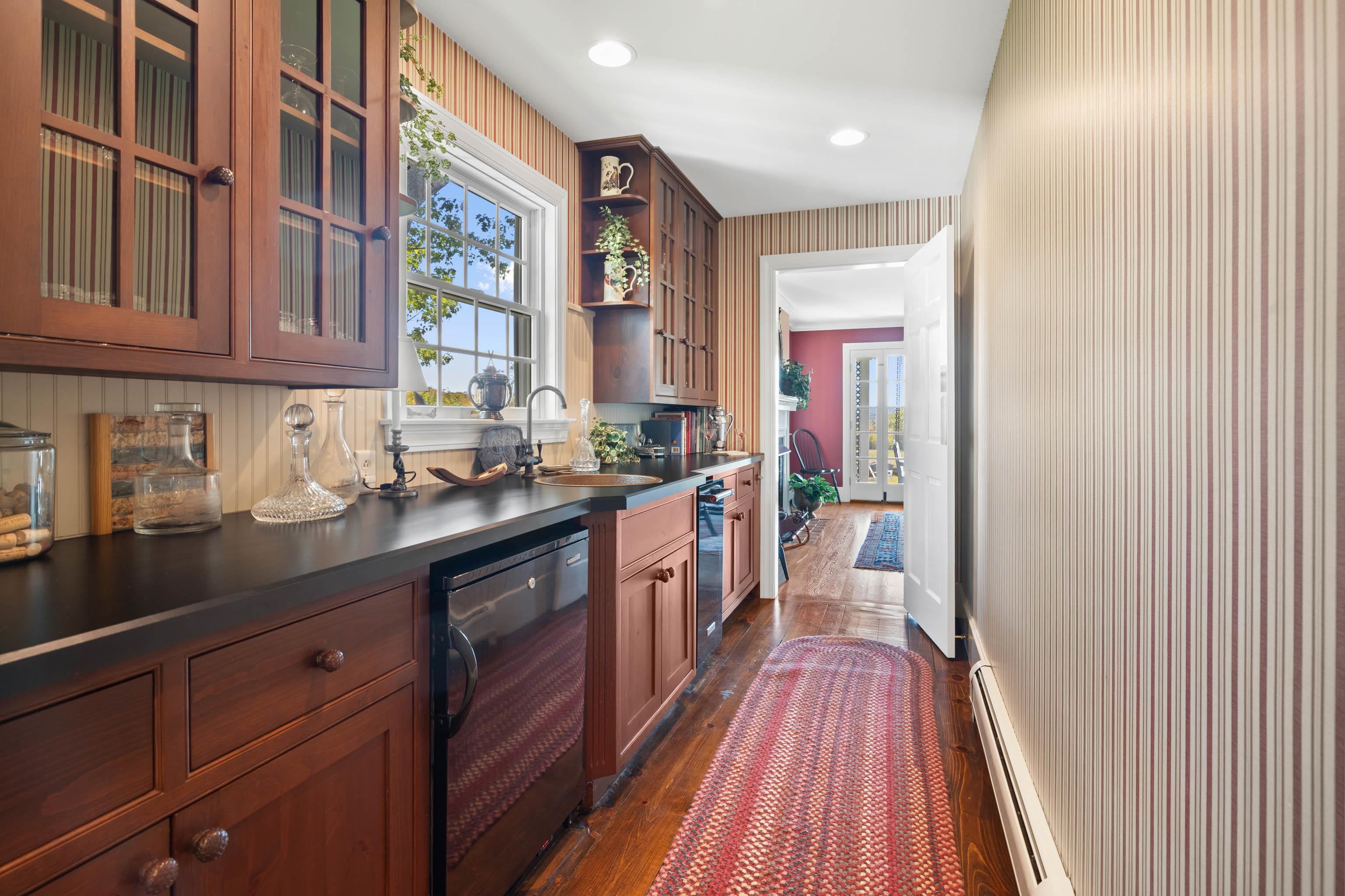 56 Handle Road Property Photo 18