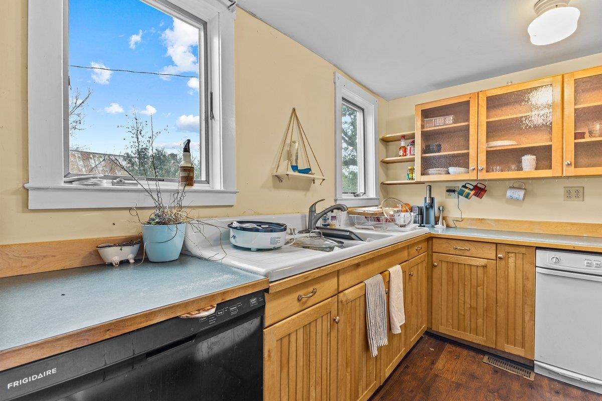 266 Vermont 15 Property Photo 13