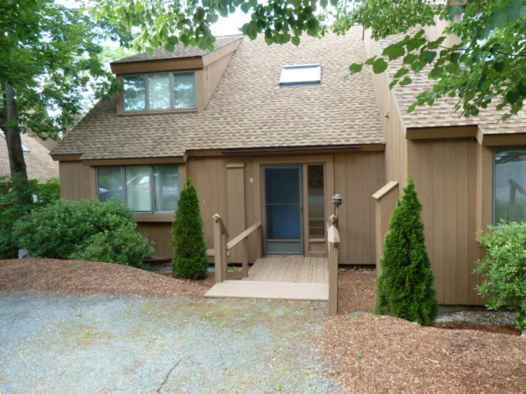 9 Pioneer Point Property Photo 1