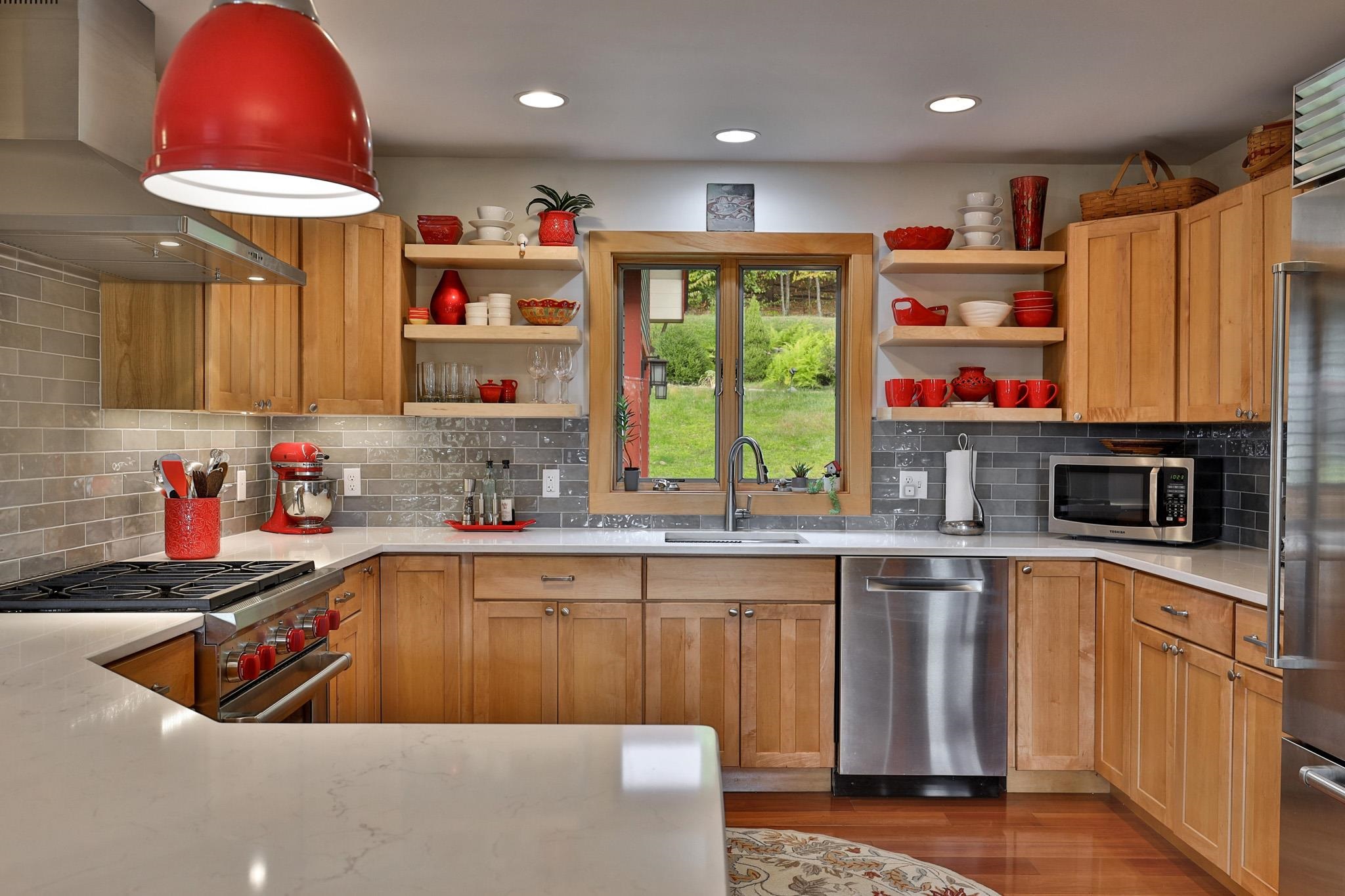 725 Flamstead Road Property Photo 7