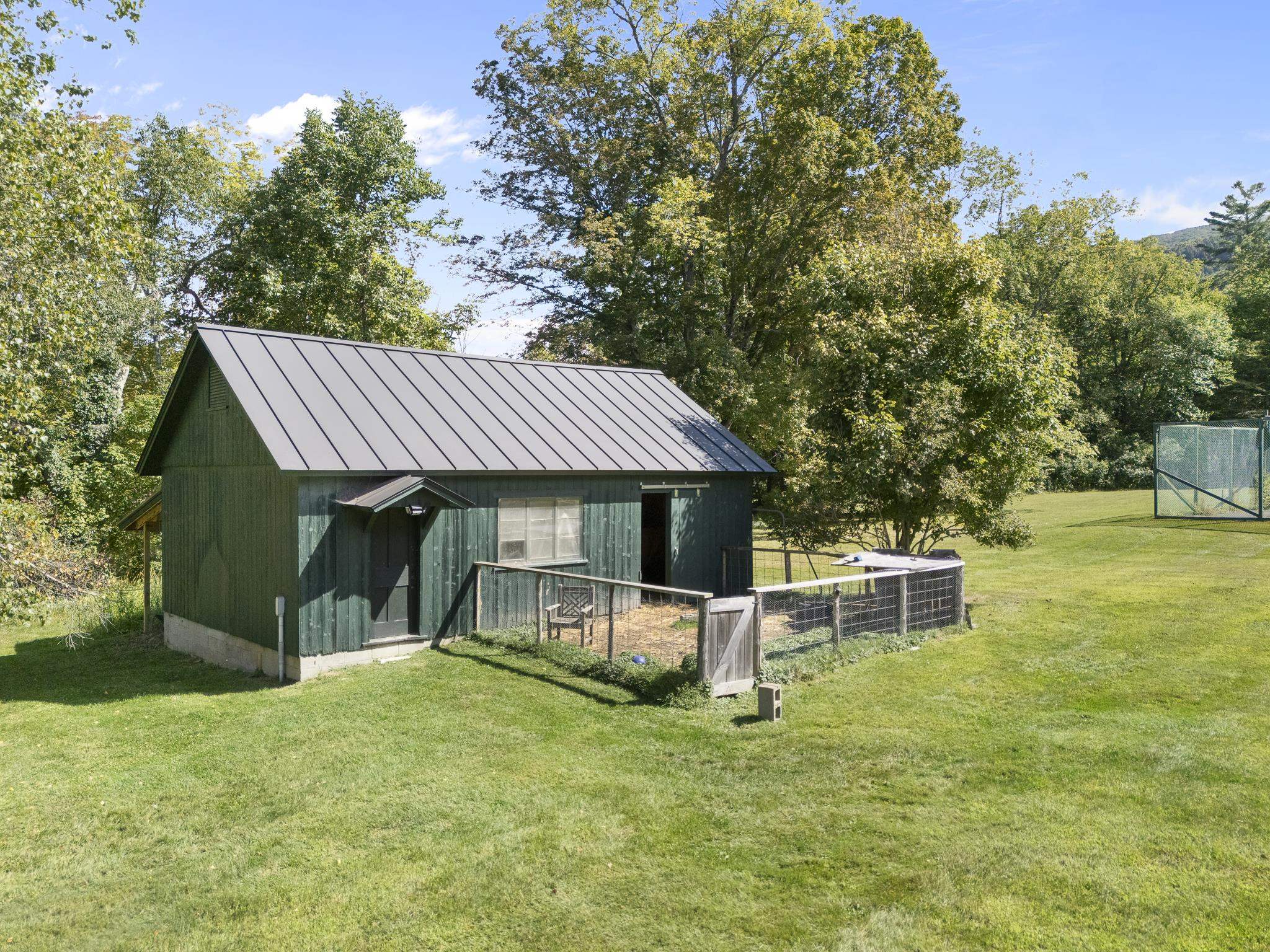 1182 1184 East Manchester Road Property Photo 57