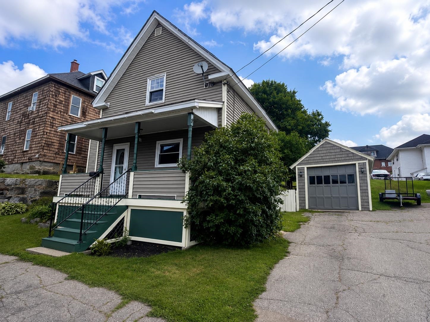 266 Madison Avenue Property Photo 1